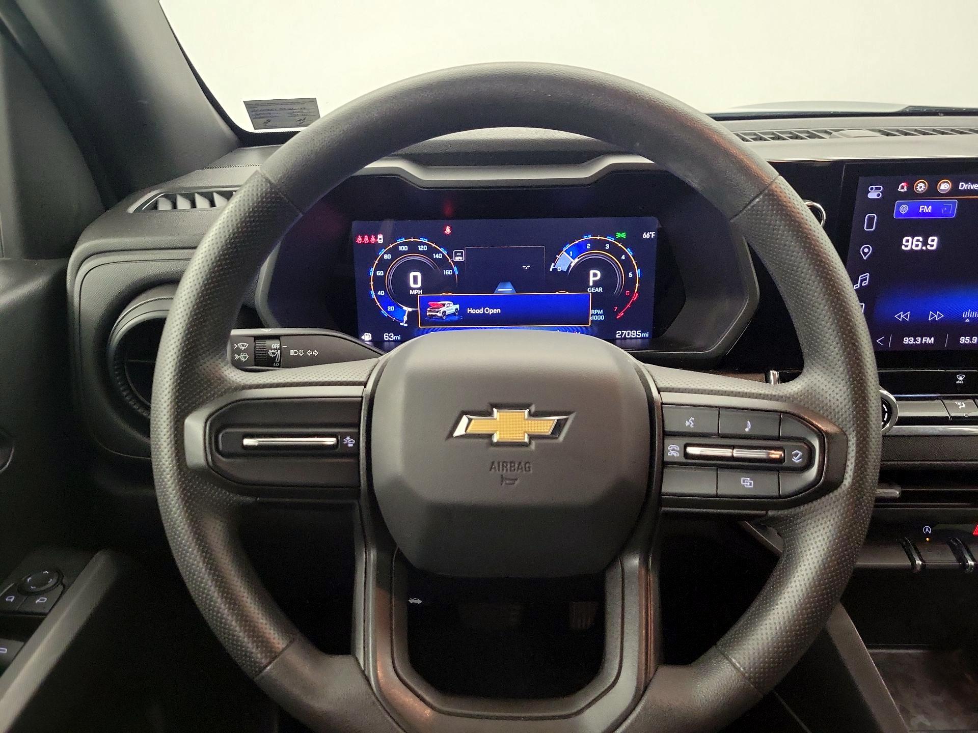 Thumbnail: 2024 Chevrolet Colorado - 10