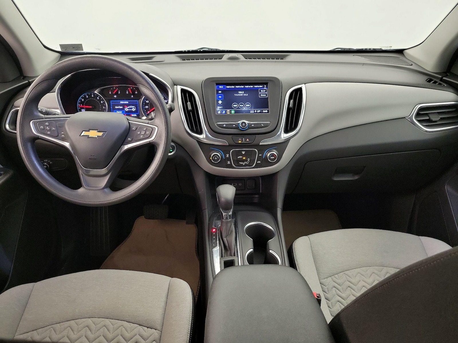 2022 Chevrolet Equinox LT - Photo 10