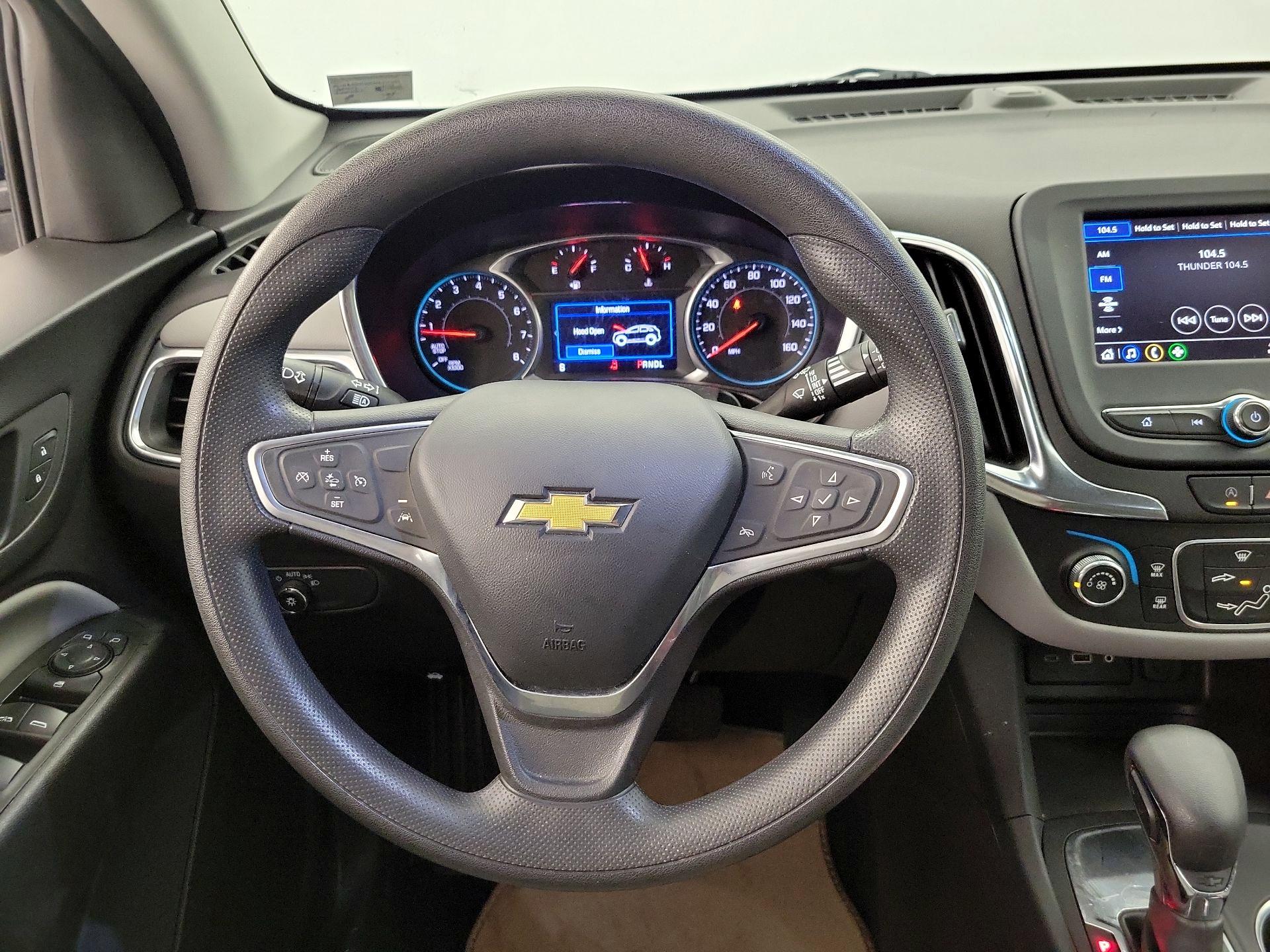 Thumbnail: 2022 Chevrolet Equinox - 10