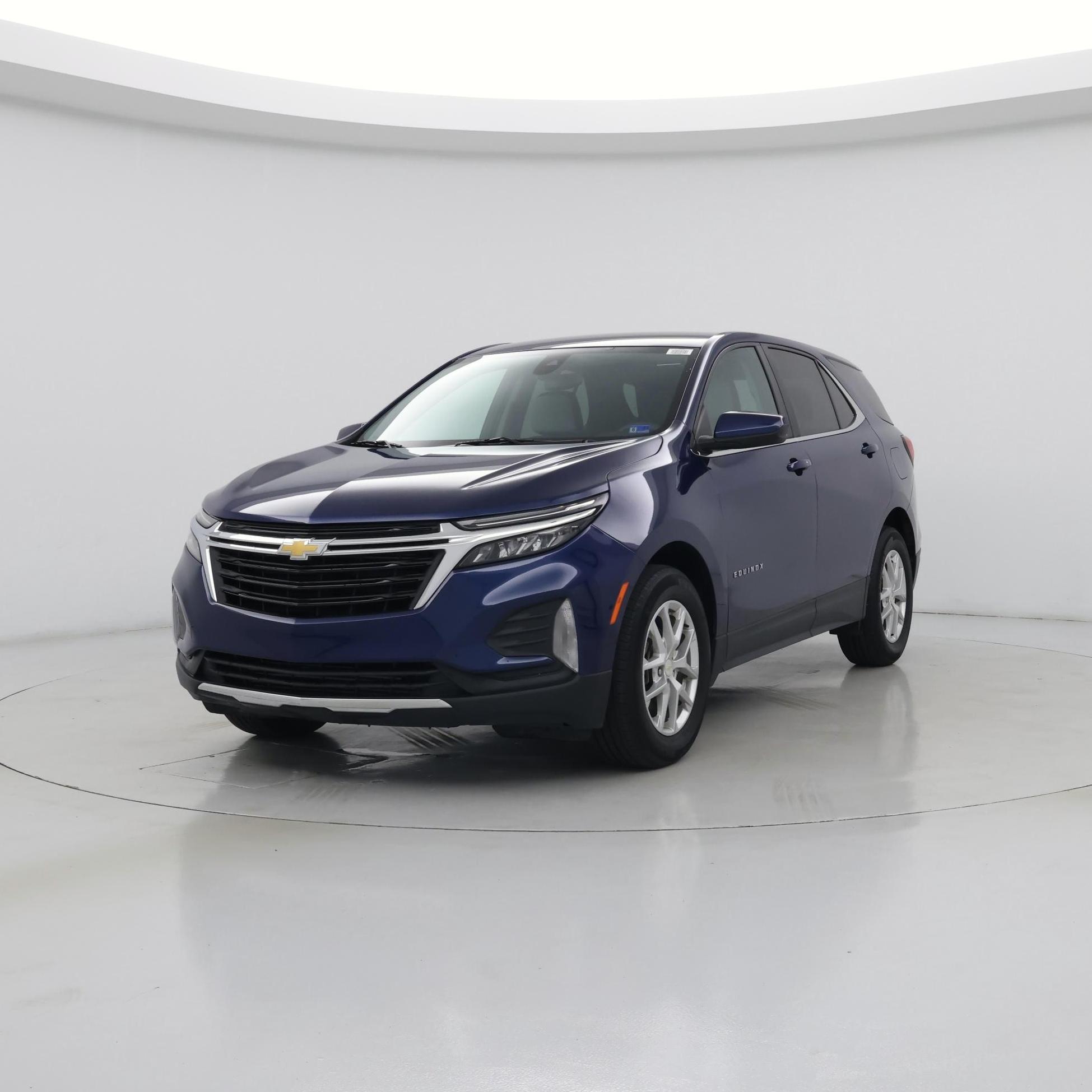 Thumbnail: 2022 Chevrolet Equinox - 4