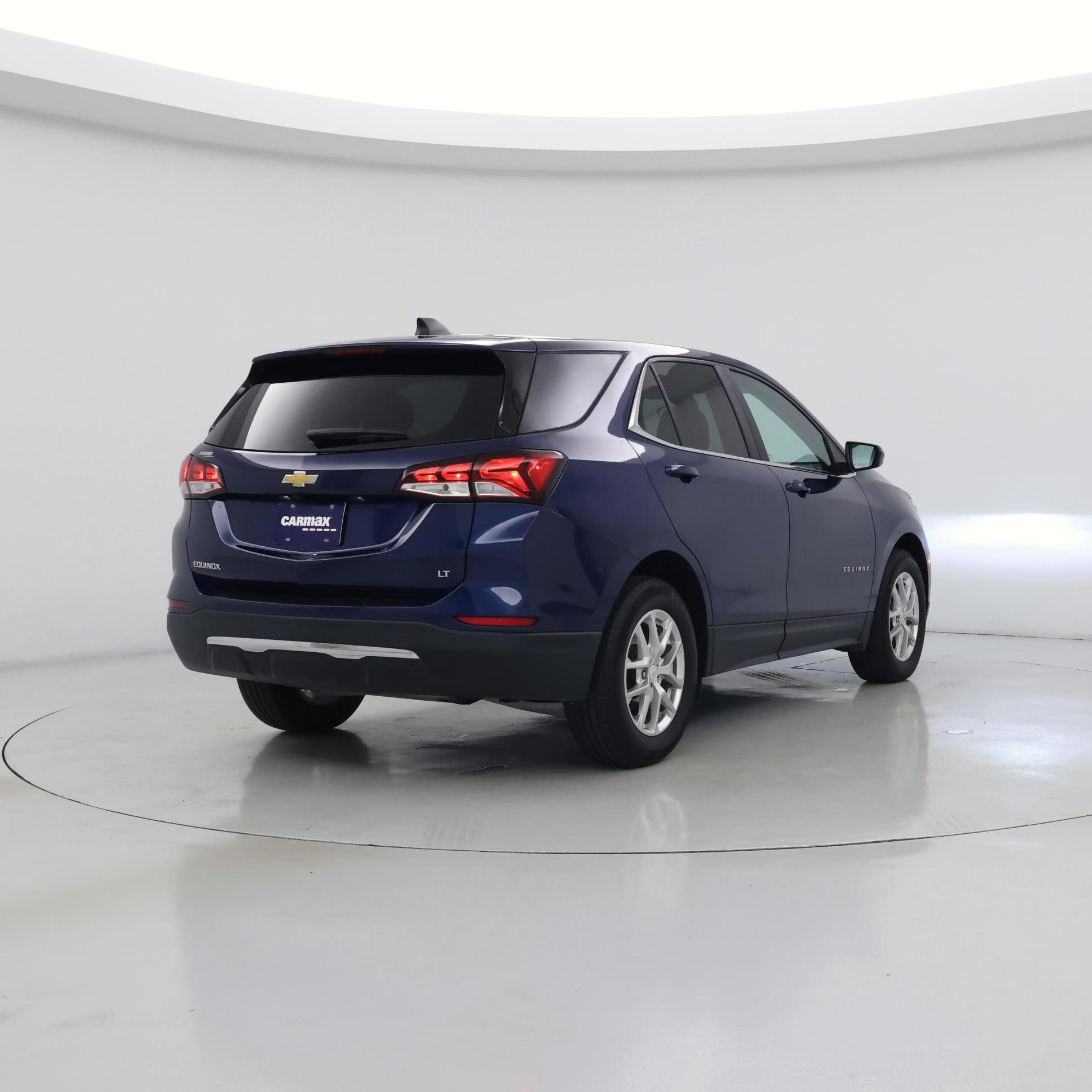 Thumbnail: 2022 Chevrolet Equinox - 8
