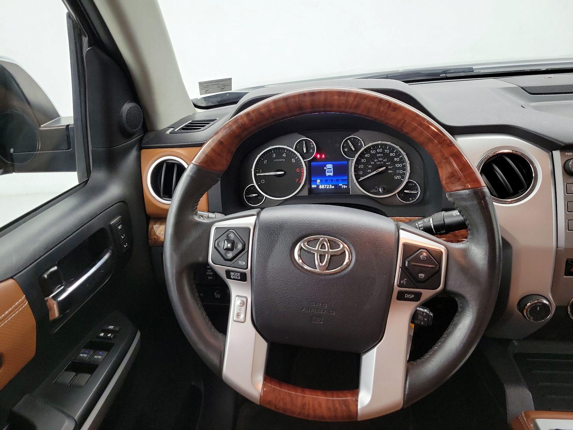 Thumbnail: 2017 Toyota Tundra - 10