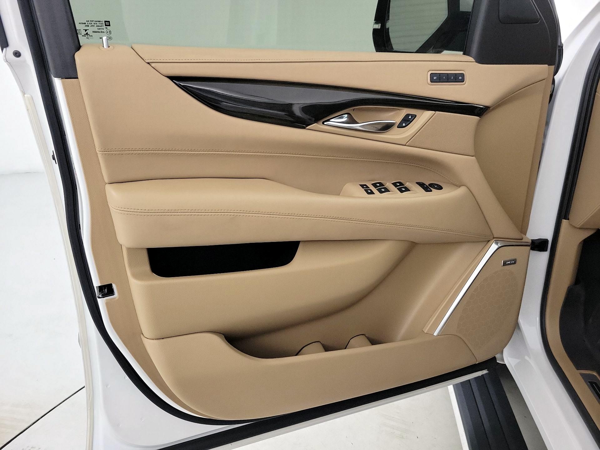 Thumbnail: 2020 Cadillac Escalade - 12