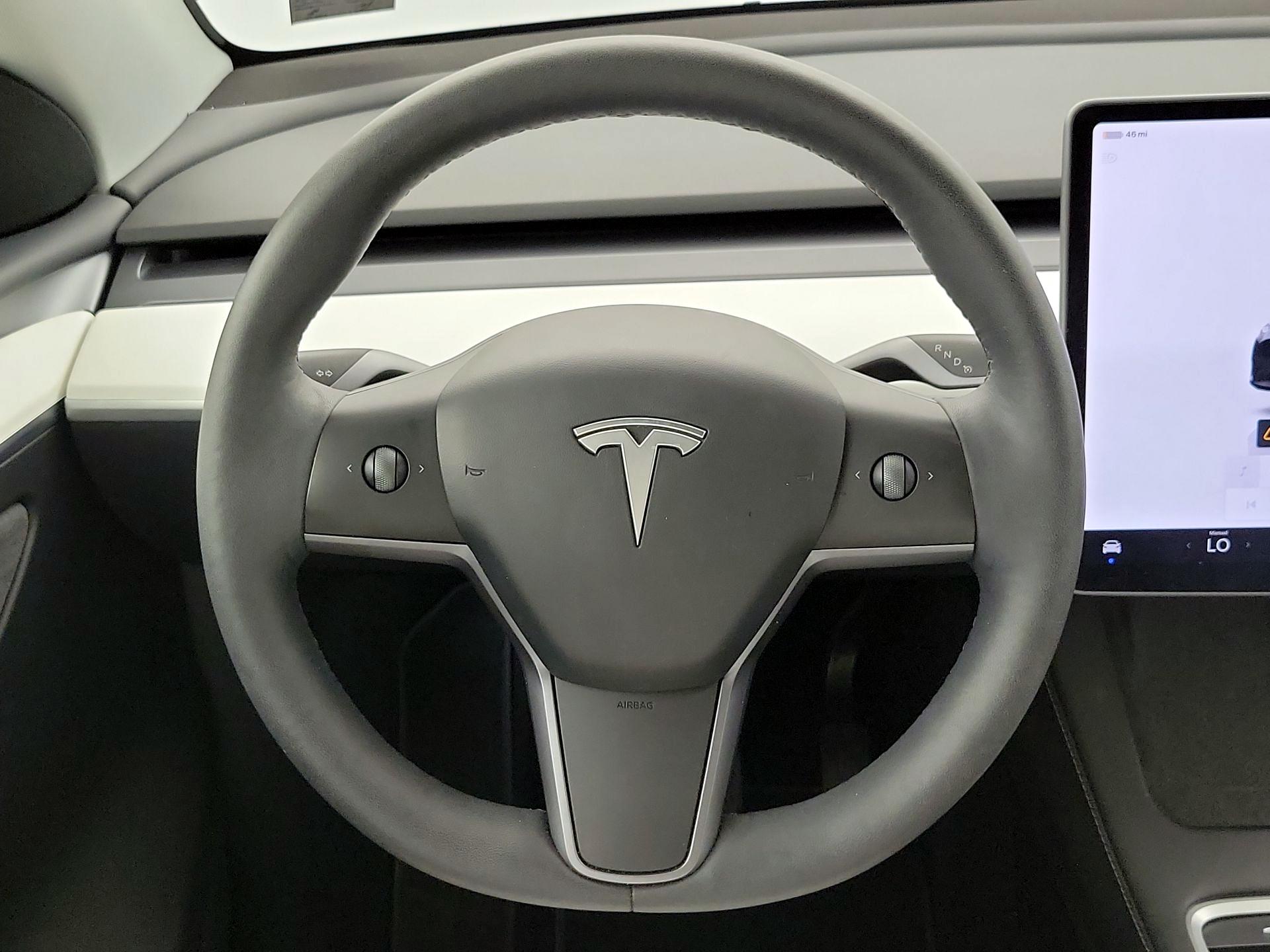 Thumbnail: 2023 Tesla Model Y - 10