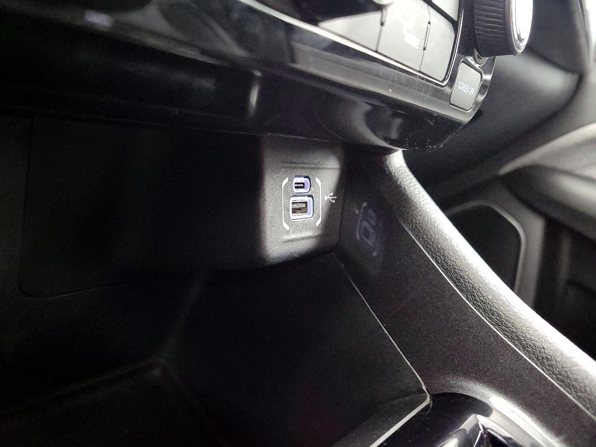 Thumbnail: 2022 Jeep Compass - 18