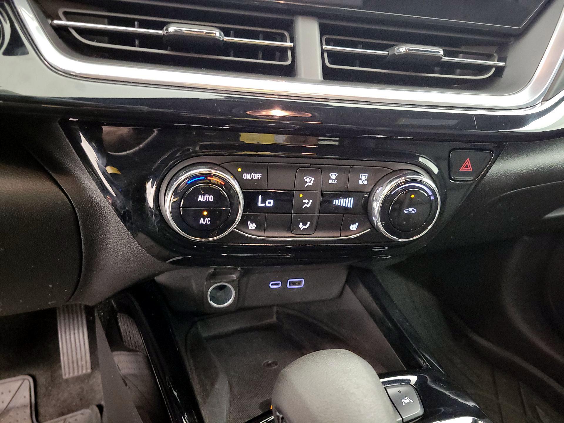Thumbnail: 2024 Chevrolet Trax - 16