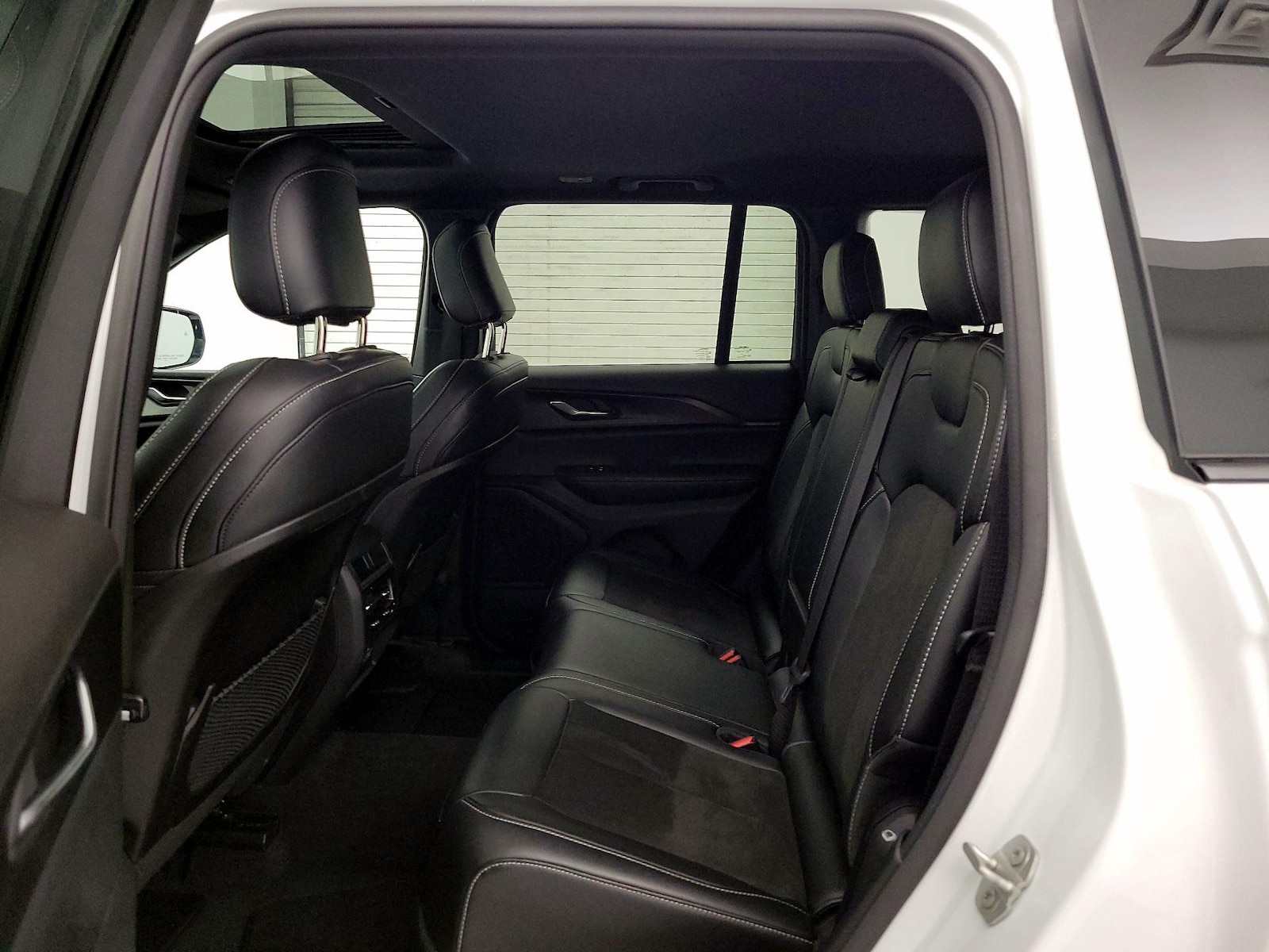 2024 Jeep Grand Cherokee Altitude - Photo 21