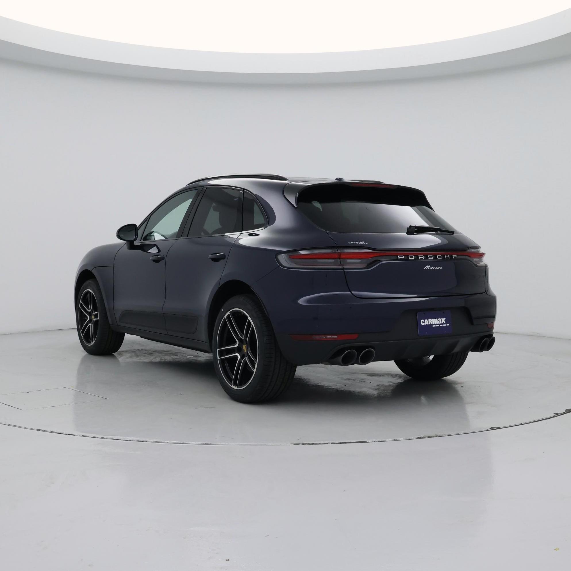 Thumbnail: 2021 Porsche Macan - 2