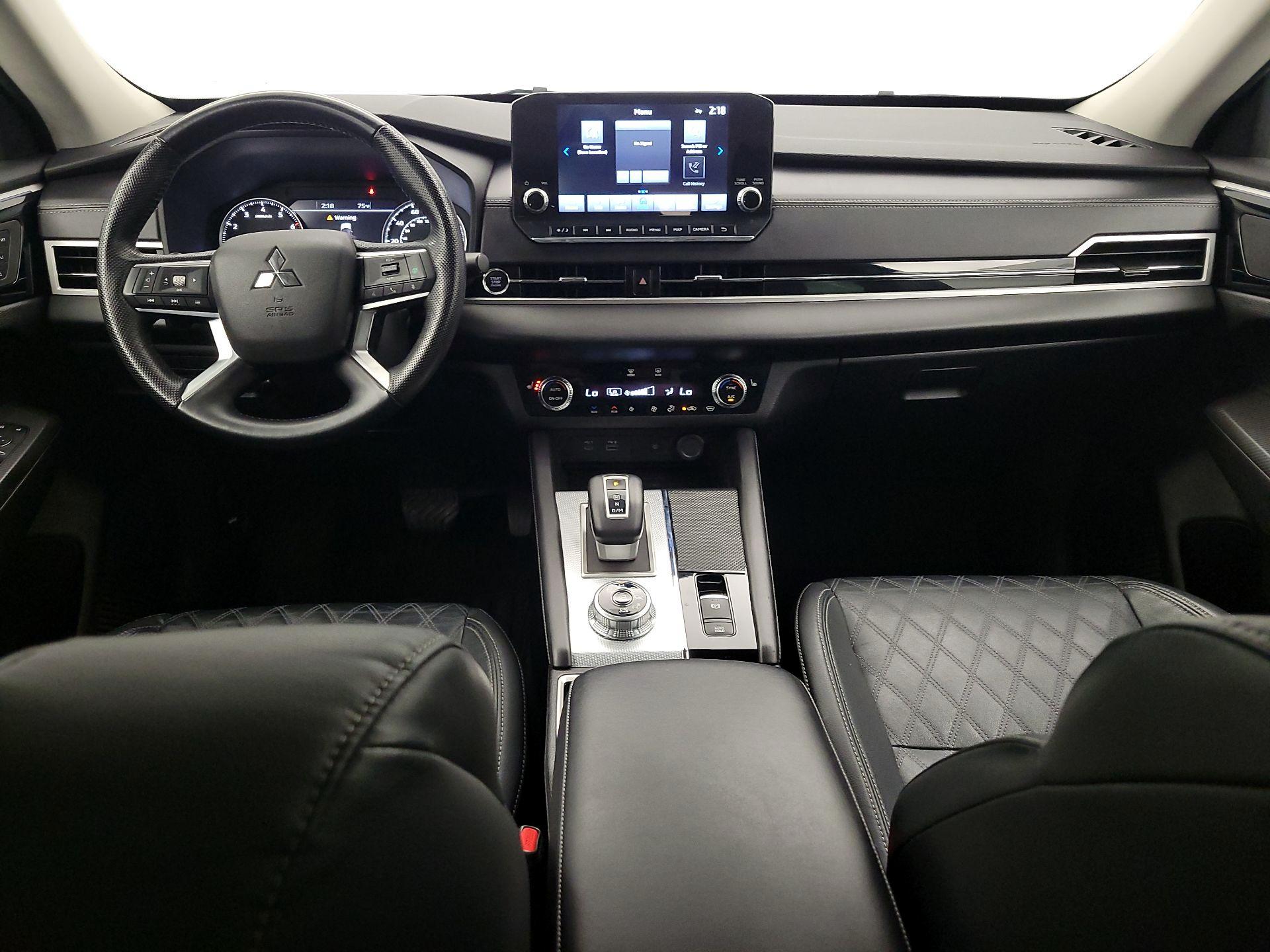 Thumbnail: 2022 Mitsubishi Outlander - 9