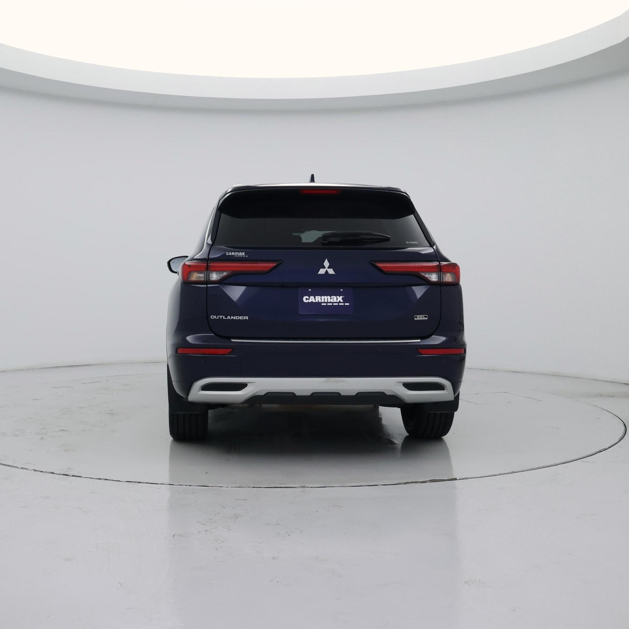 Thumbnail: 2022 Mitsubishi Outlander - 6
