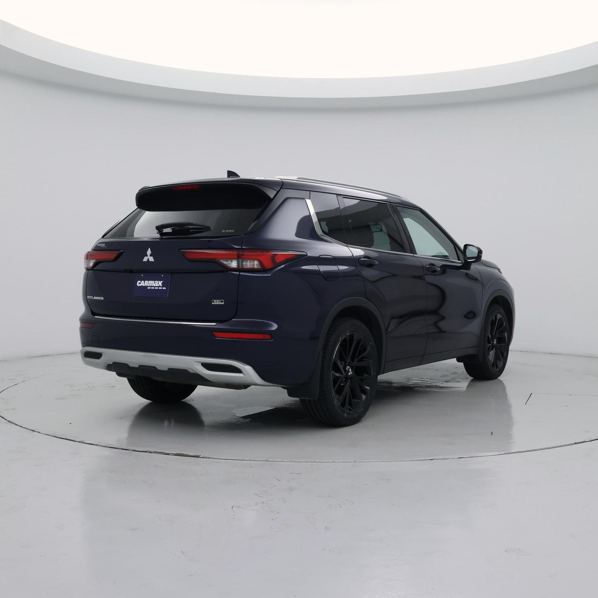 Thumbnail: 2022 Mitsubishi Outlander - 8