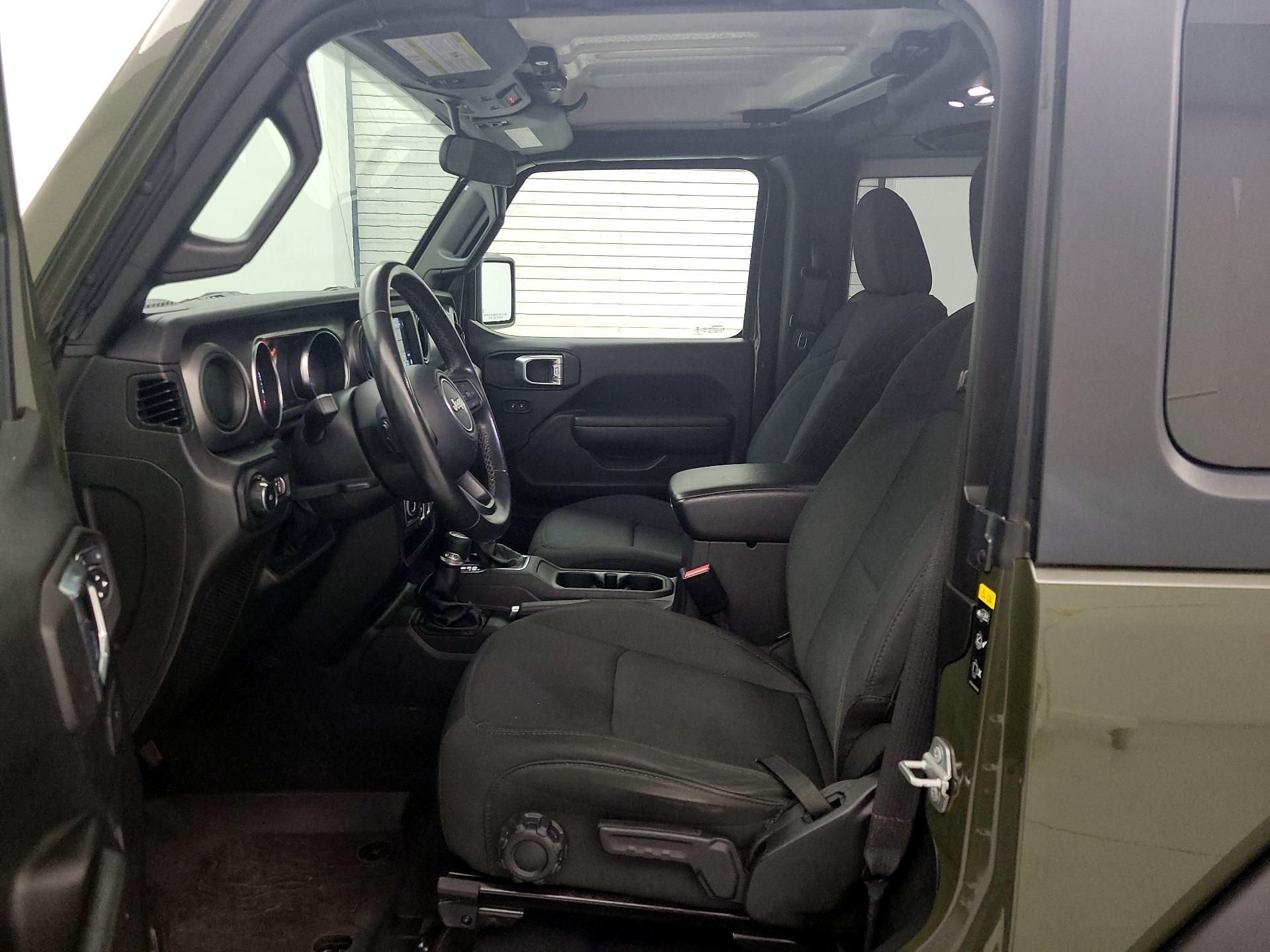 Thumbnail: 2022 Jeep Wrangler - 11