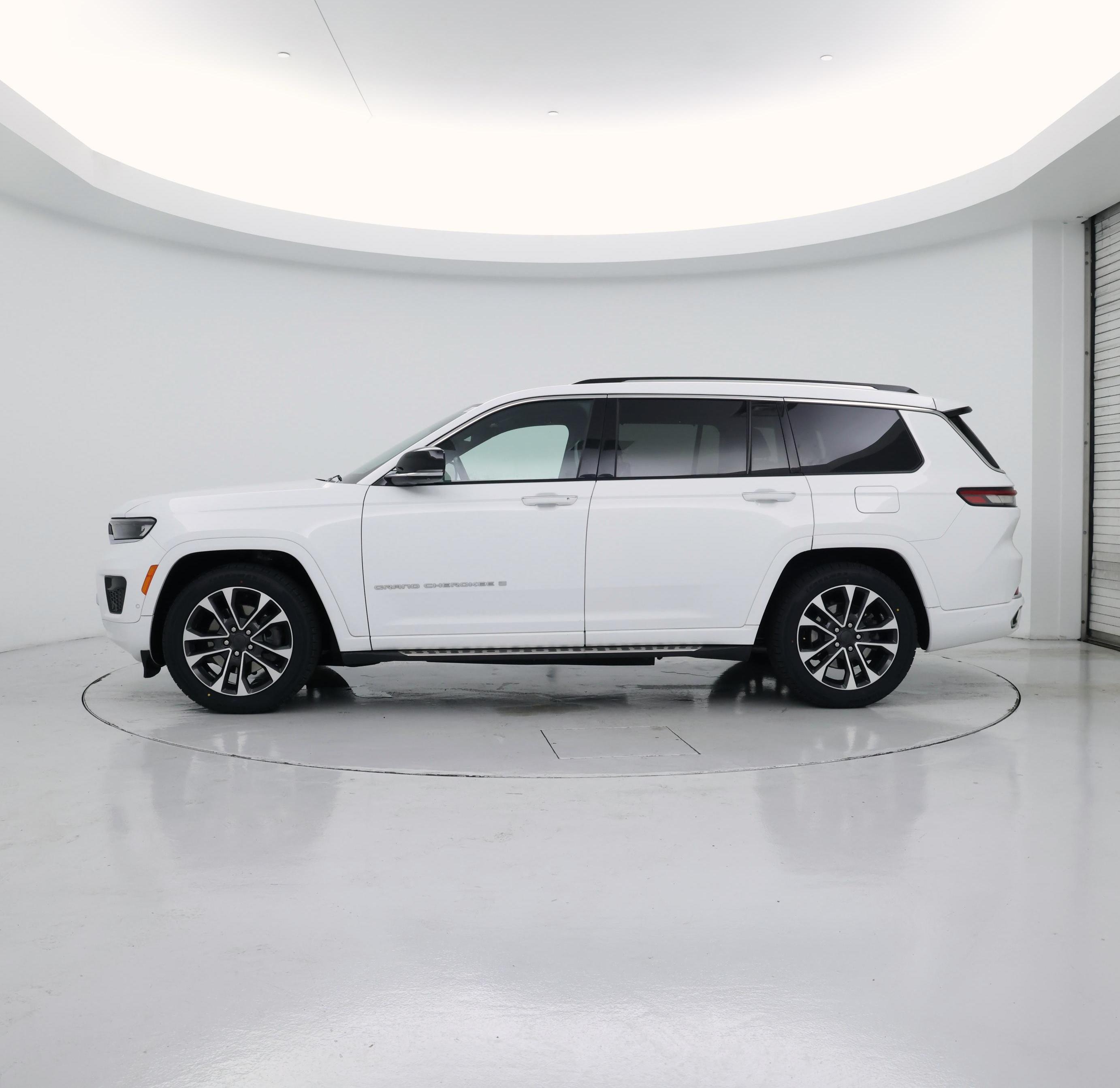Thumbnail: 2023 Jeep Grand Cherokee L - 3
