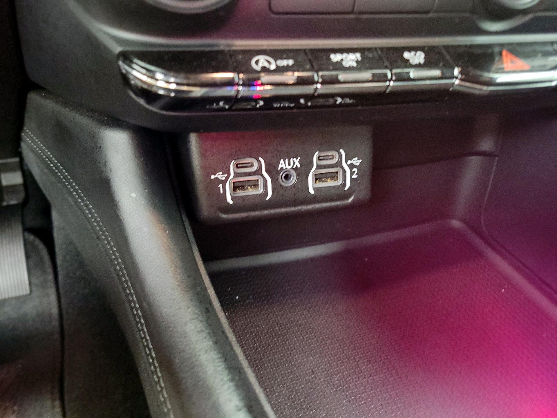 Thumbnail: 2022 Dodge Durango - 19