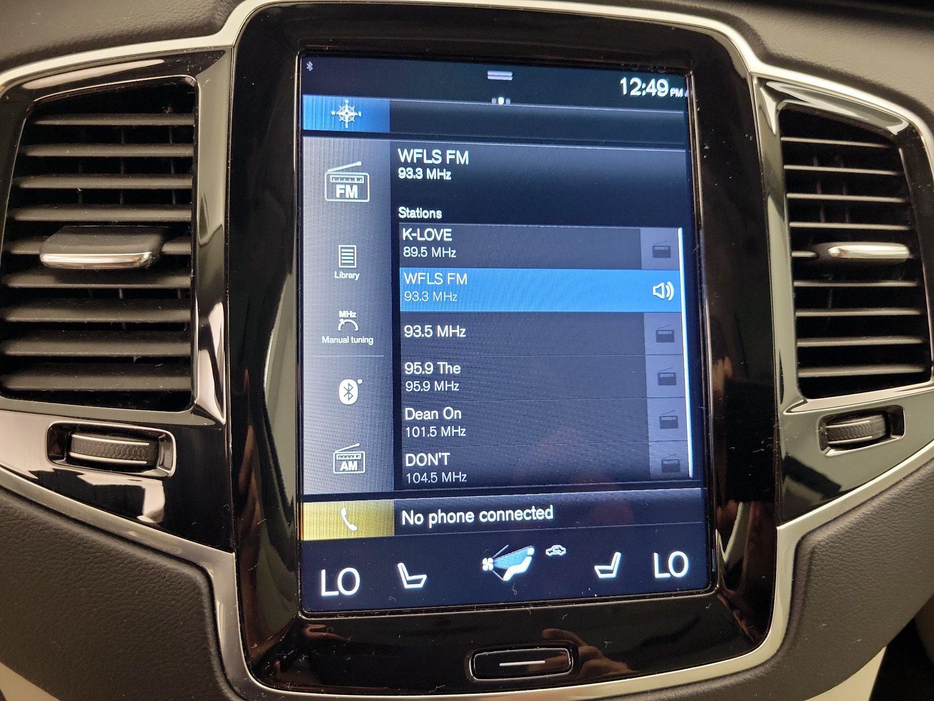 Thumbnail: 2022 Volvo XC90 - 15