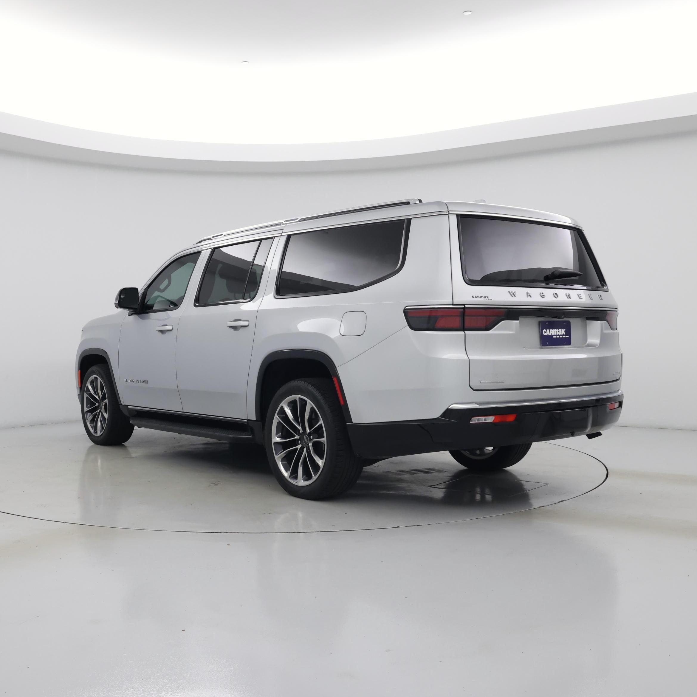 Thumbnail: 2023 Jeep Wagoneer - 2