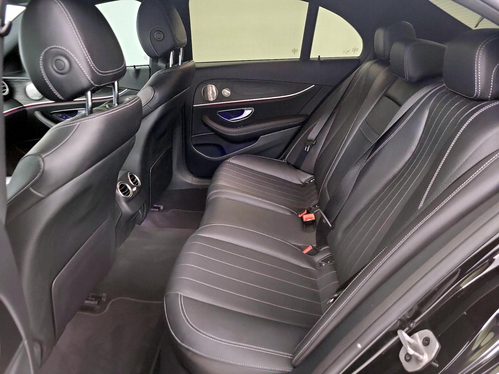 2023 Mercedes-Benz E-Class E350 - Photo 22