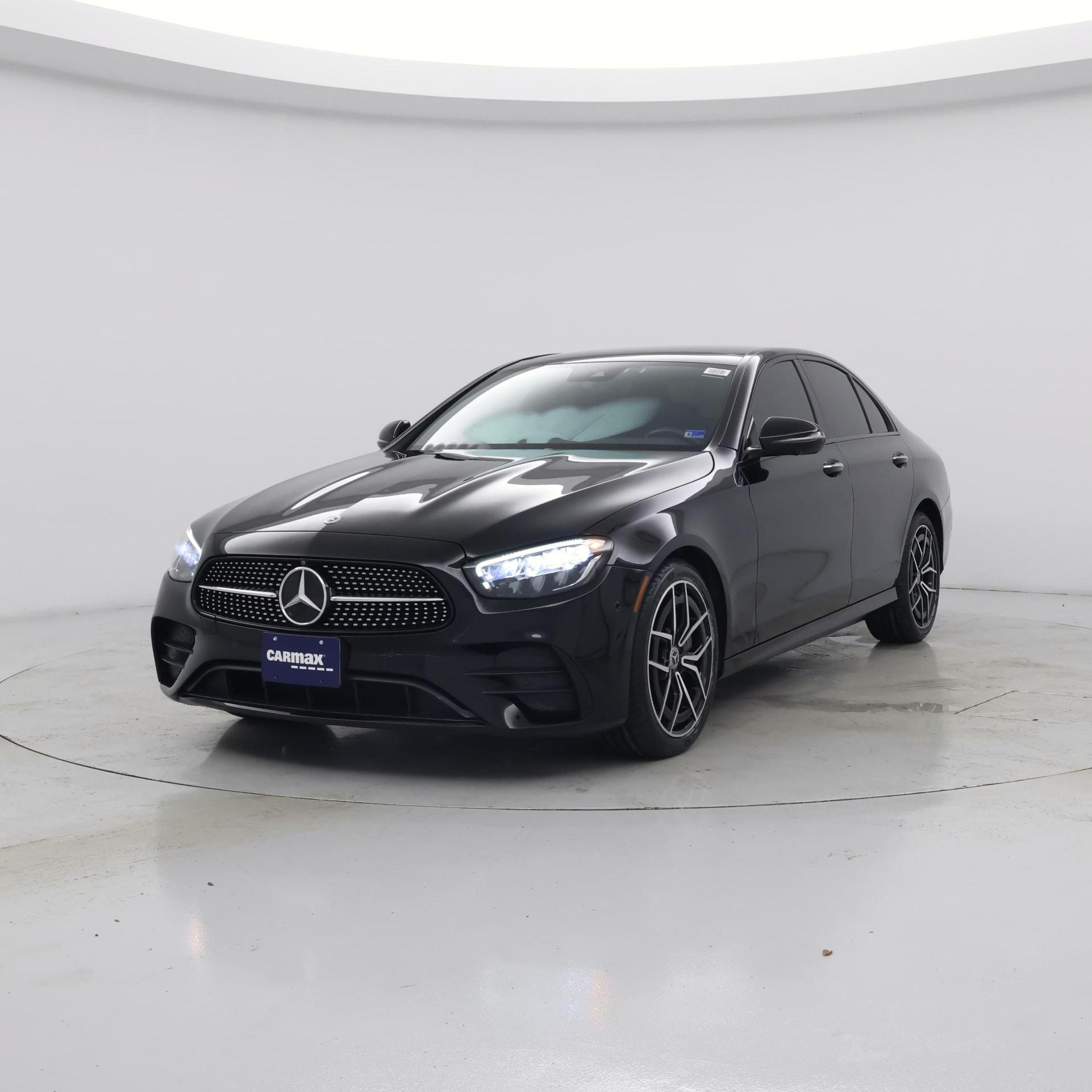 Thumbnail: 2023 Mercedes-Benz E-Class - 4