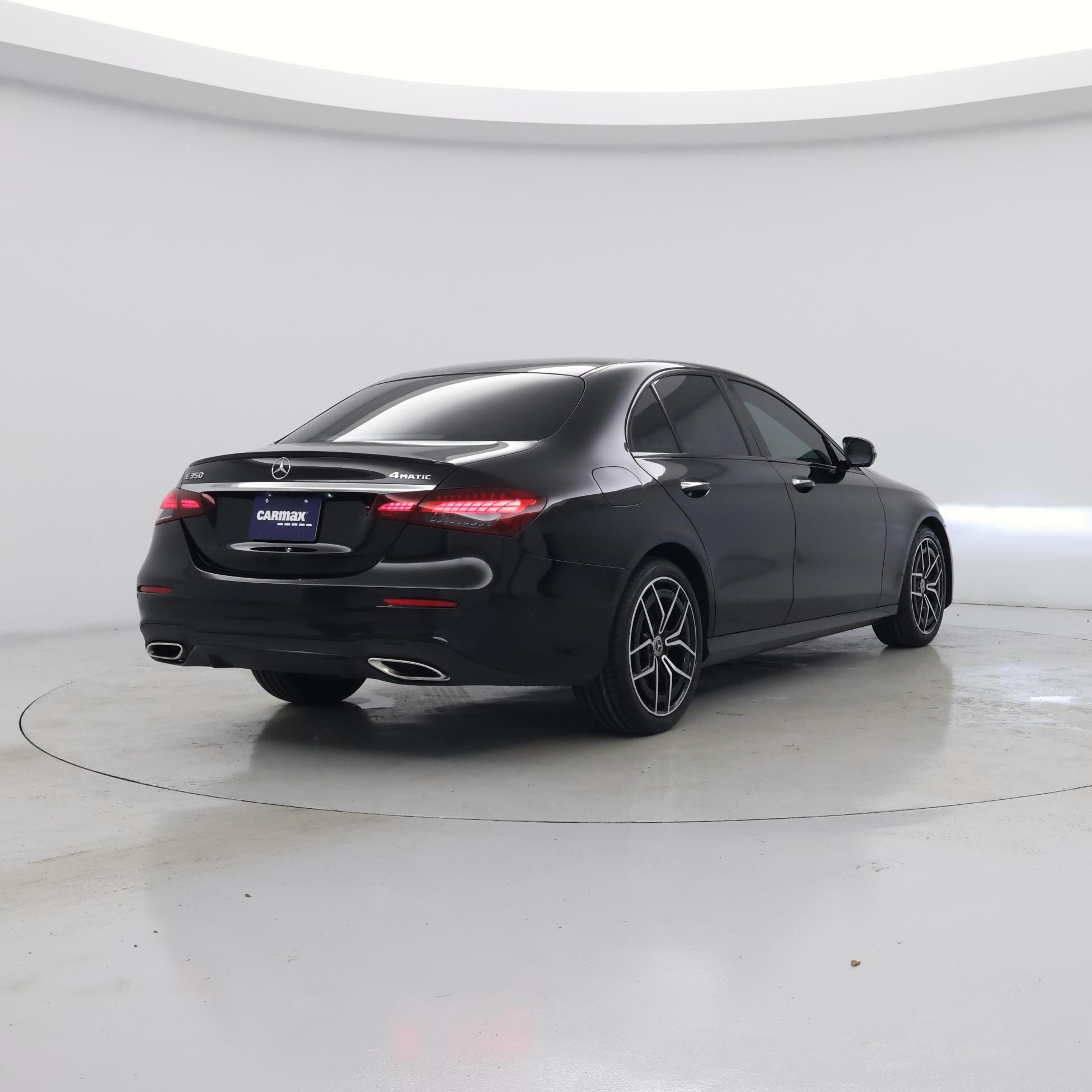 Thumbnail: 2023 Mercedes-Benz E-Class - 8