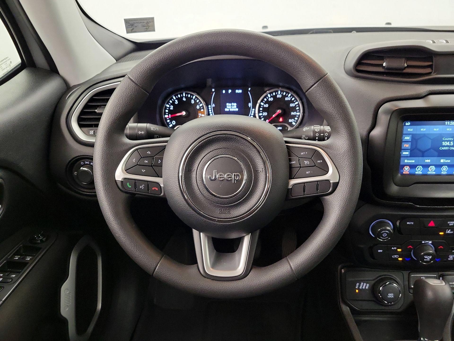 Thumbnail: 2021 Jeep Renegade - 10