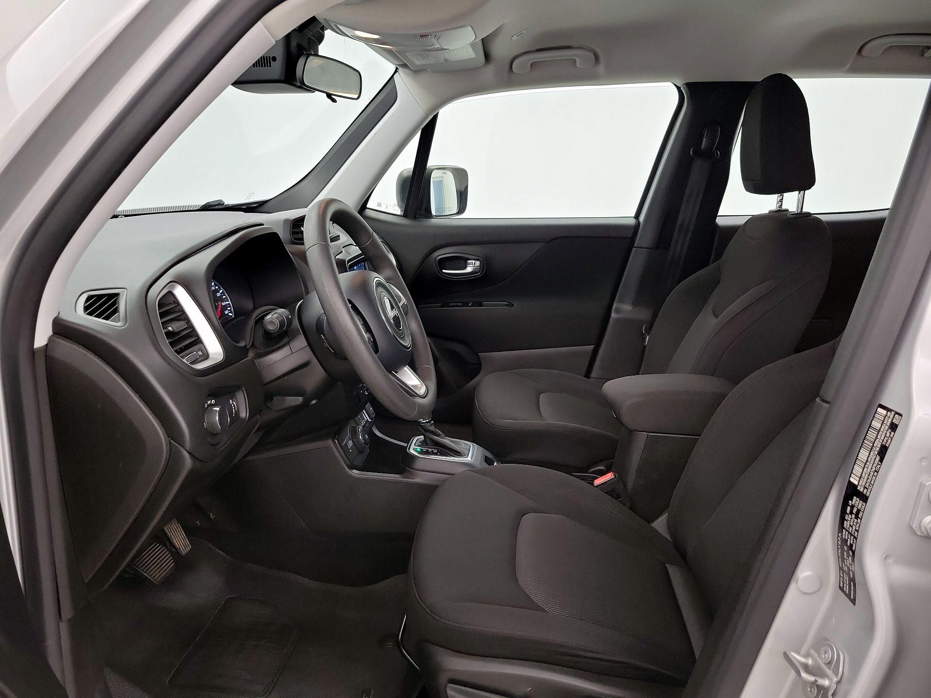 Thumbnail: 2021 Jeep Renegade - 11