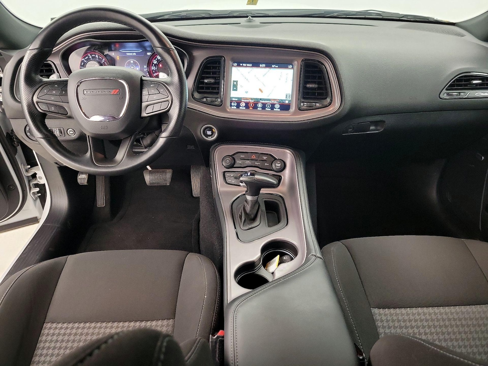 2023 Dodge Challenger R/T - Photo 10
