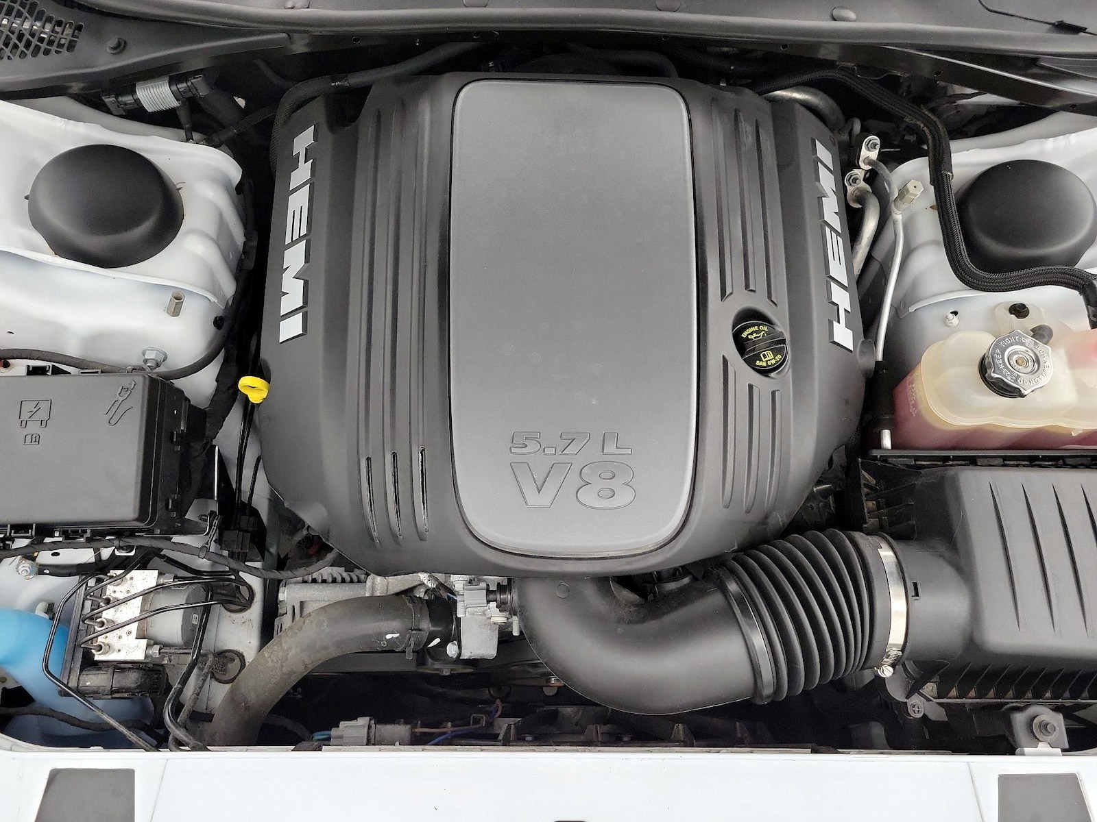 2023 Dodge Challenger R/T - Photo 23