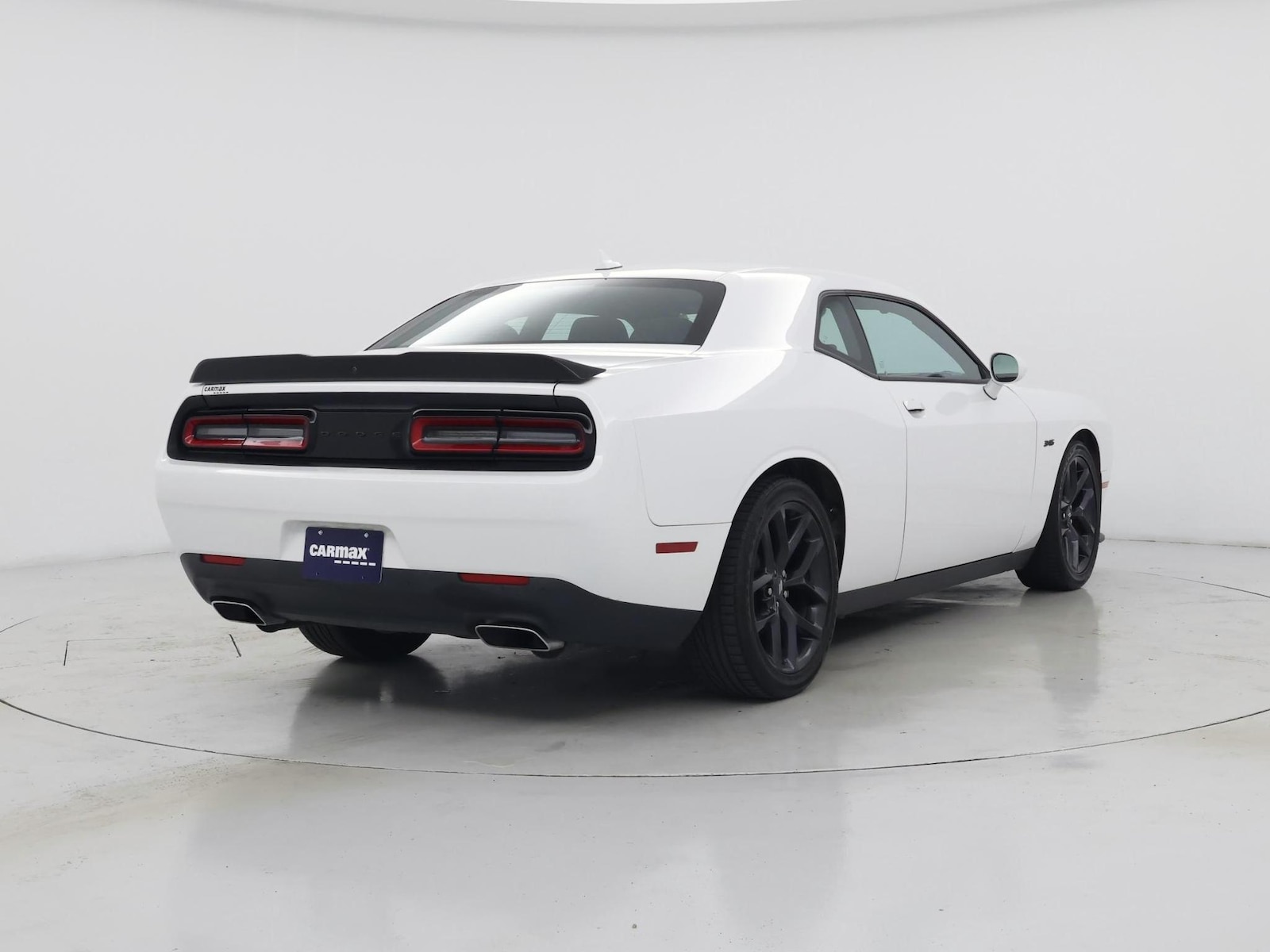 2023 Dodge Challenger R/T - Photo 9