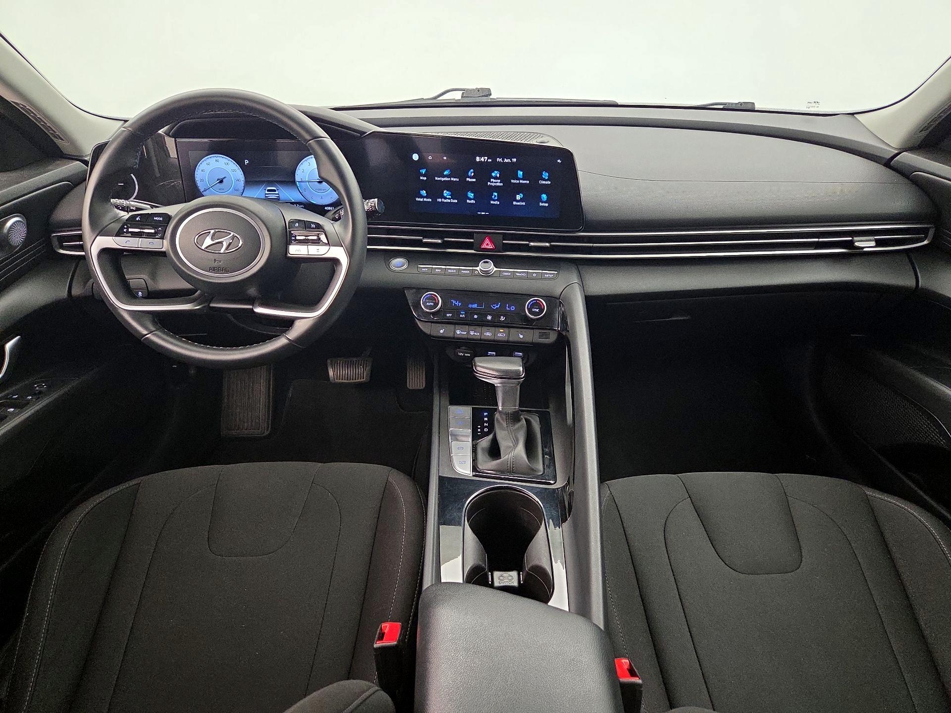 Thumbnail: 2023 Hyundai Elantra - 9