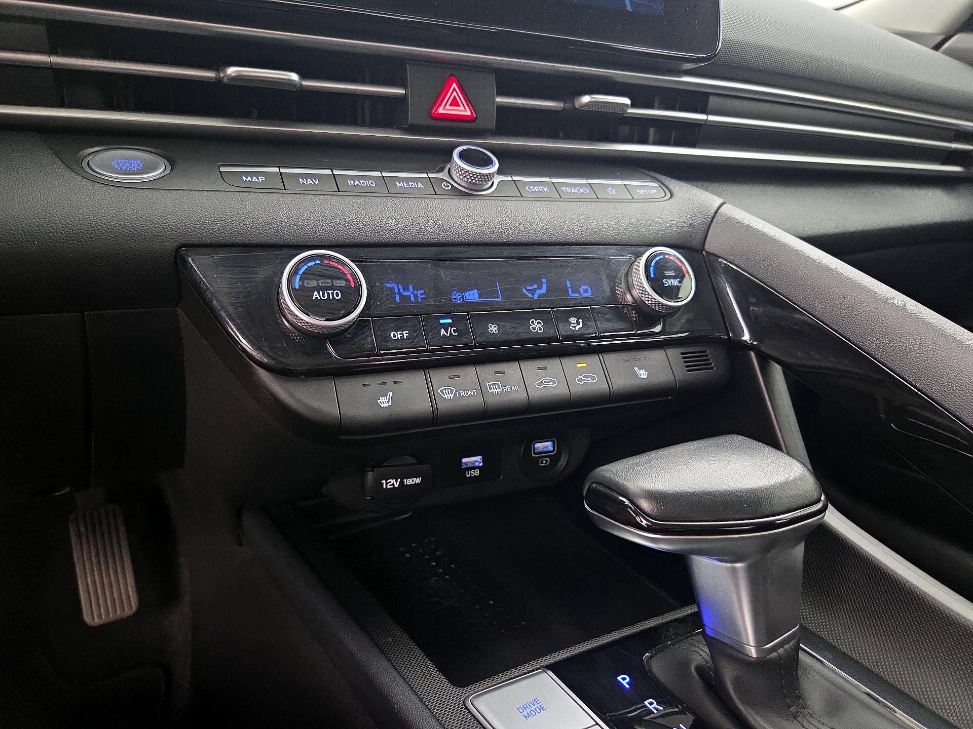 Thumbnail: 2023 Hyundai Elantra - 17