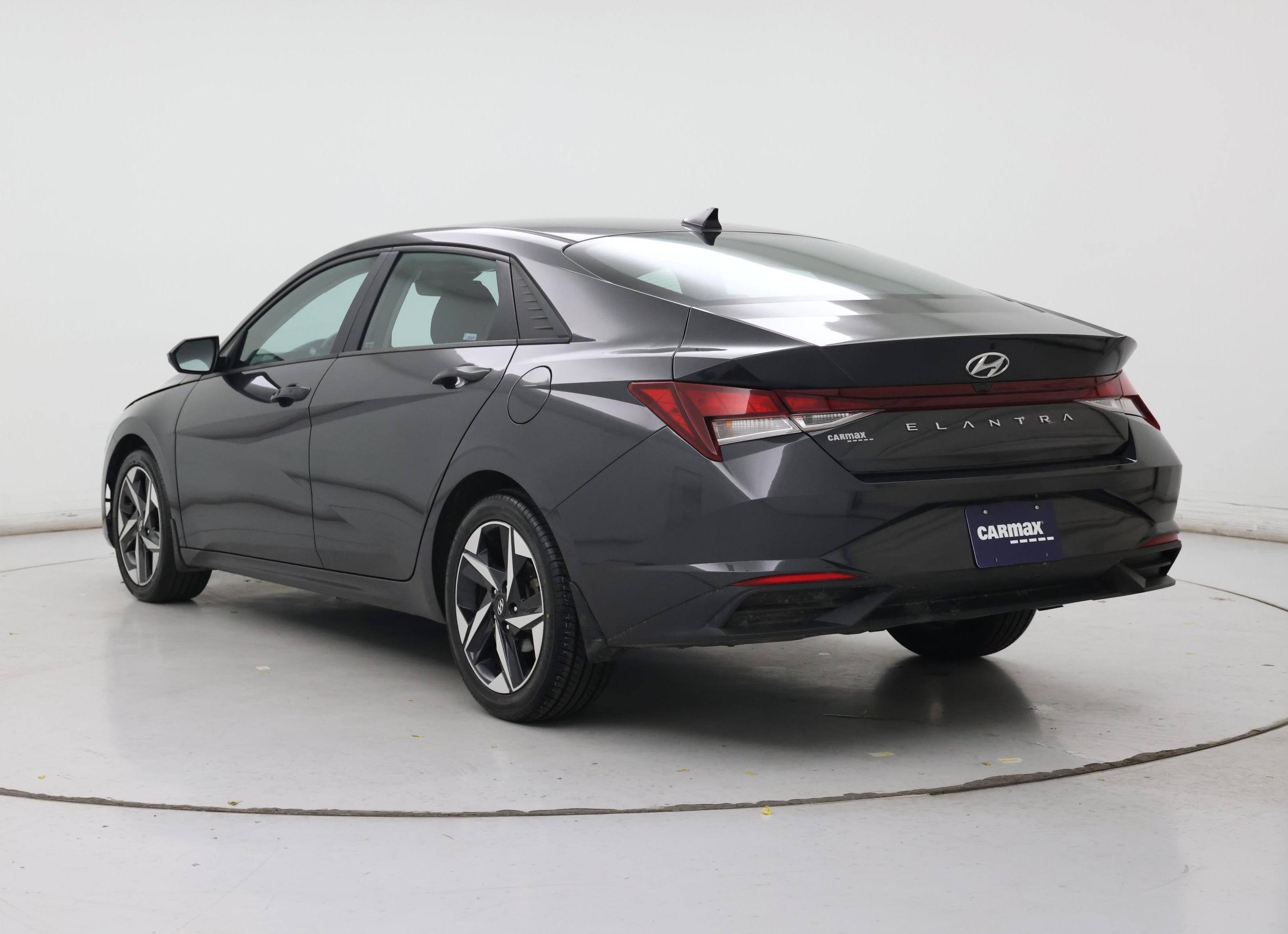 Thumbnail: 2023 Hyundai Elantra - 2