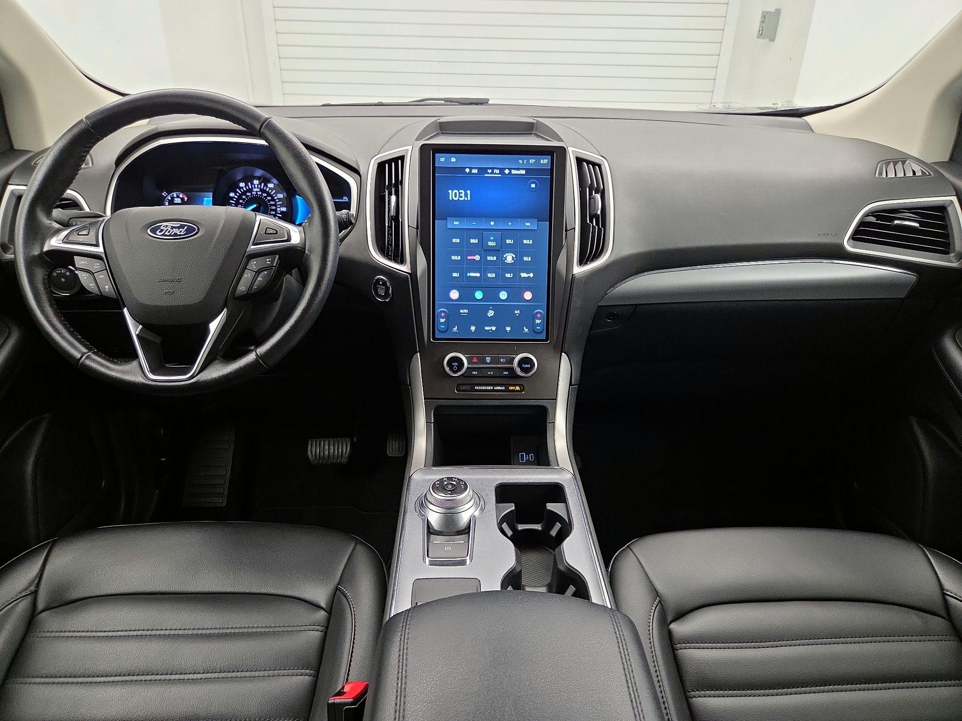 Thumbnail: 2021 Ford Edge - 9