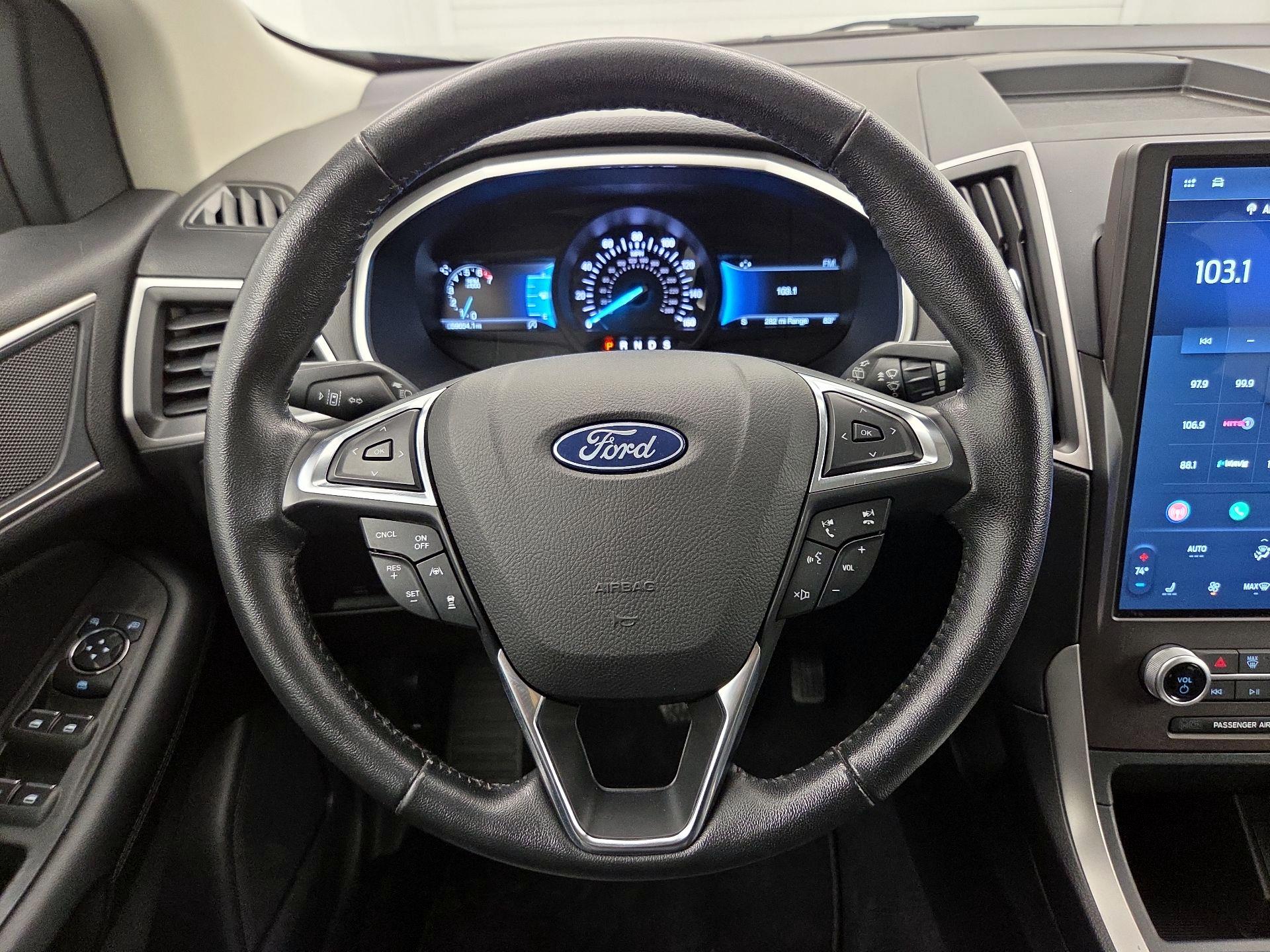 Thumbnail: 2021 Ford Edge - 10