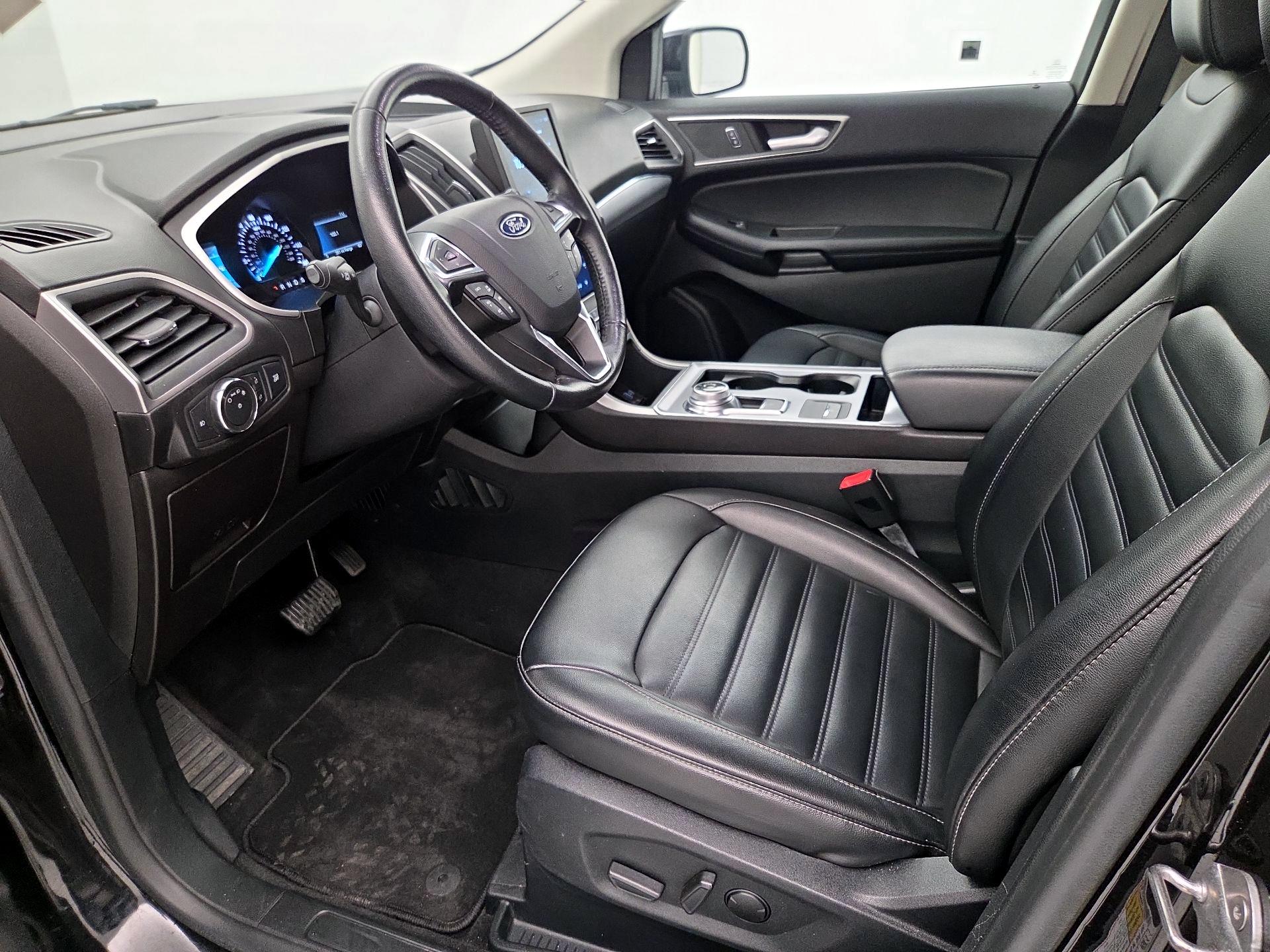 Thumbnail: 2021 Ford Edge - 11