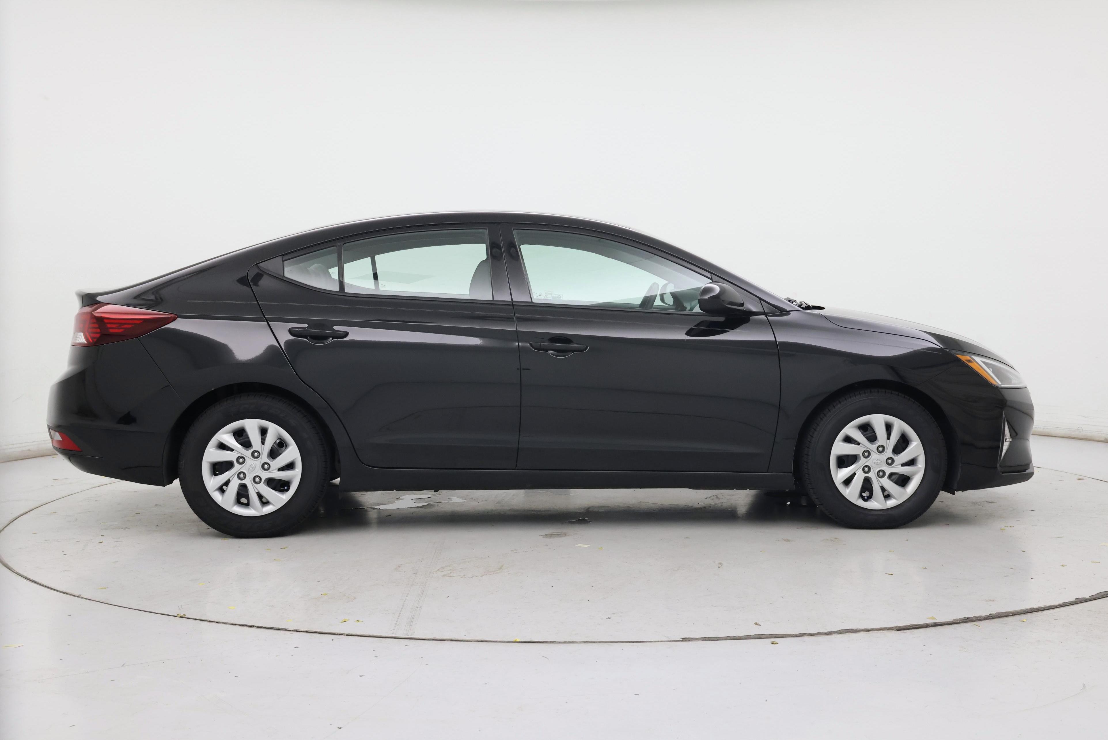 Thumbnail: 2020 Hyundai Elantra - 7