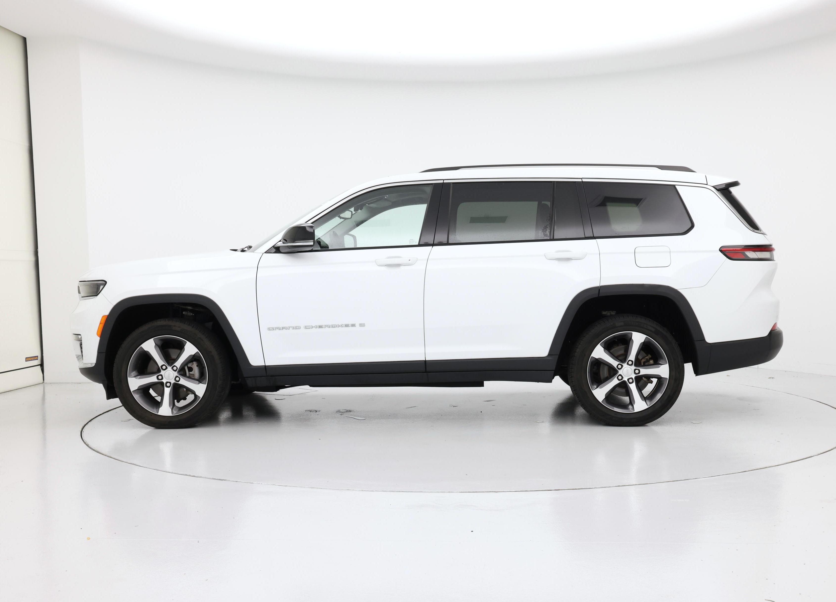 Thumbnail: 2023 Jeep Grand Cherokee L - 3