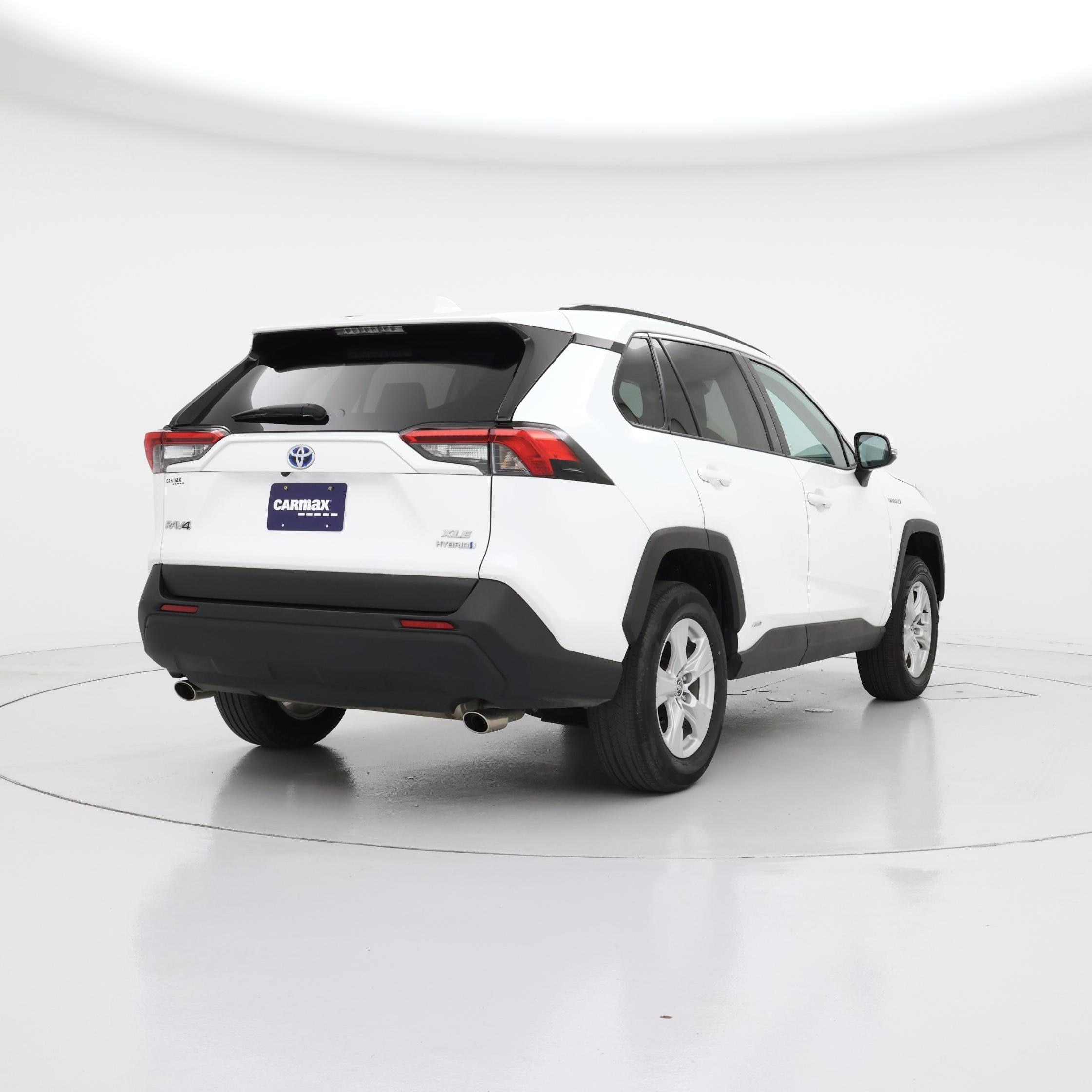 Thumbnail: 2021 Toyota RAV4 - 8
