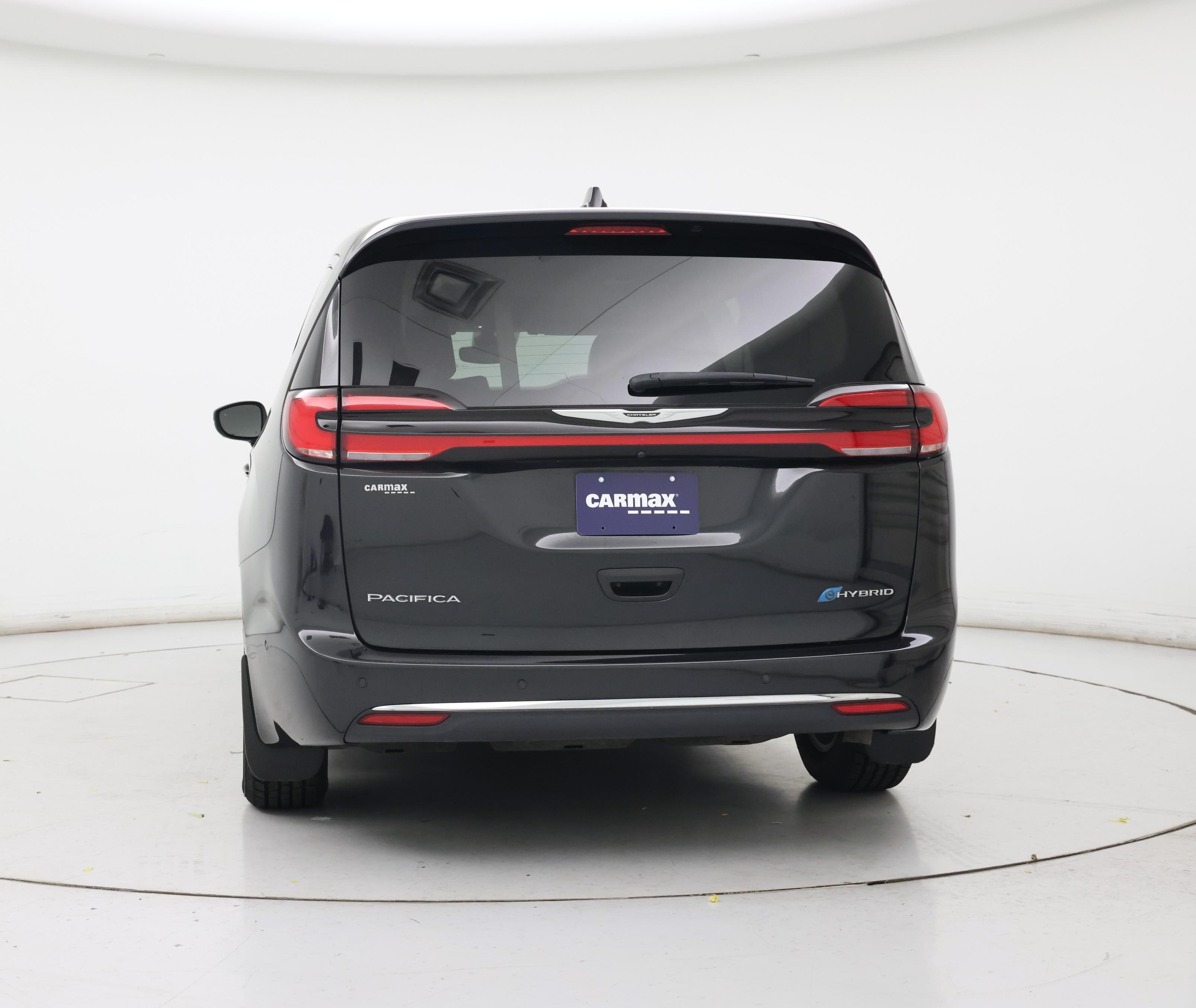 Thumbnail: 2023 Chrysler Pacifica - 6
