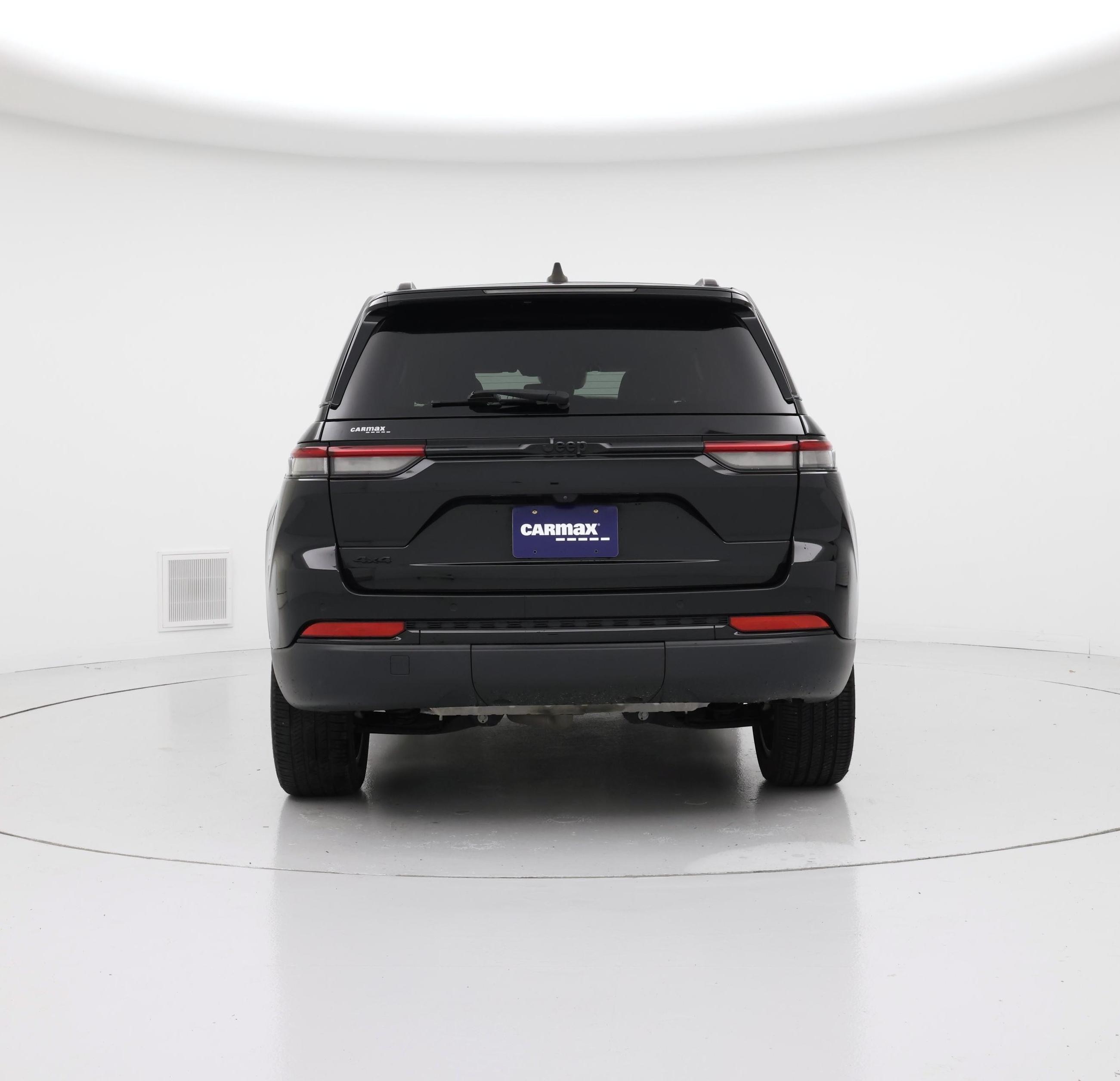 Thumbnail: 2023 Jeep Grand Cherokee - 6