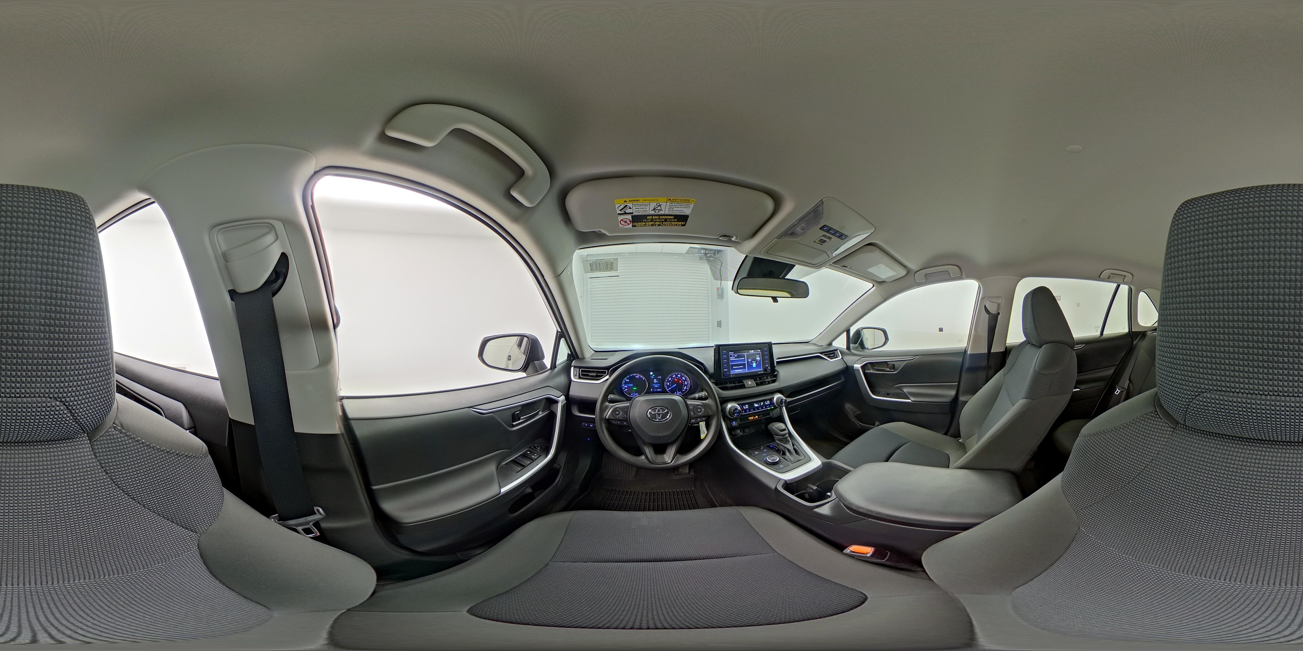 2022 Toyota RAV4 LE - Photo 26