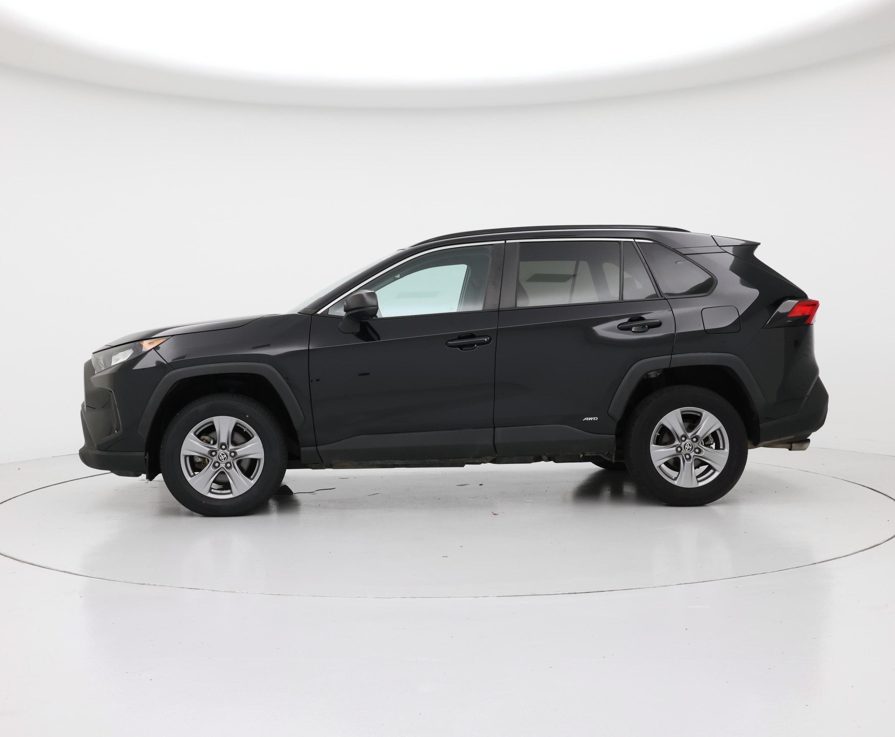 Thumbnail: 2022 Toyota RAV4 - 3