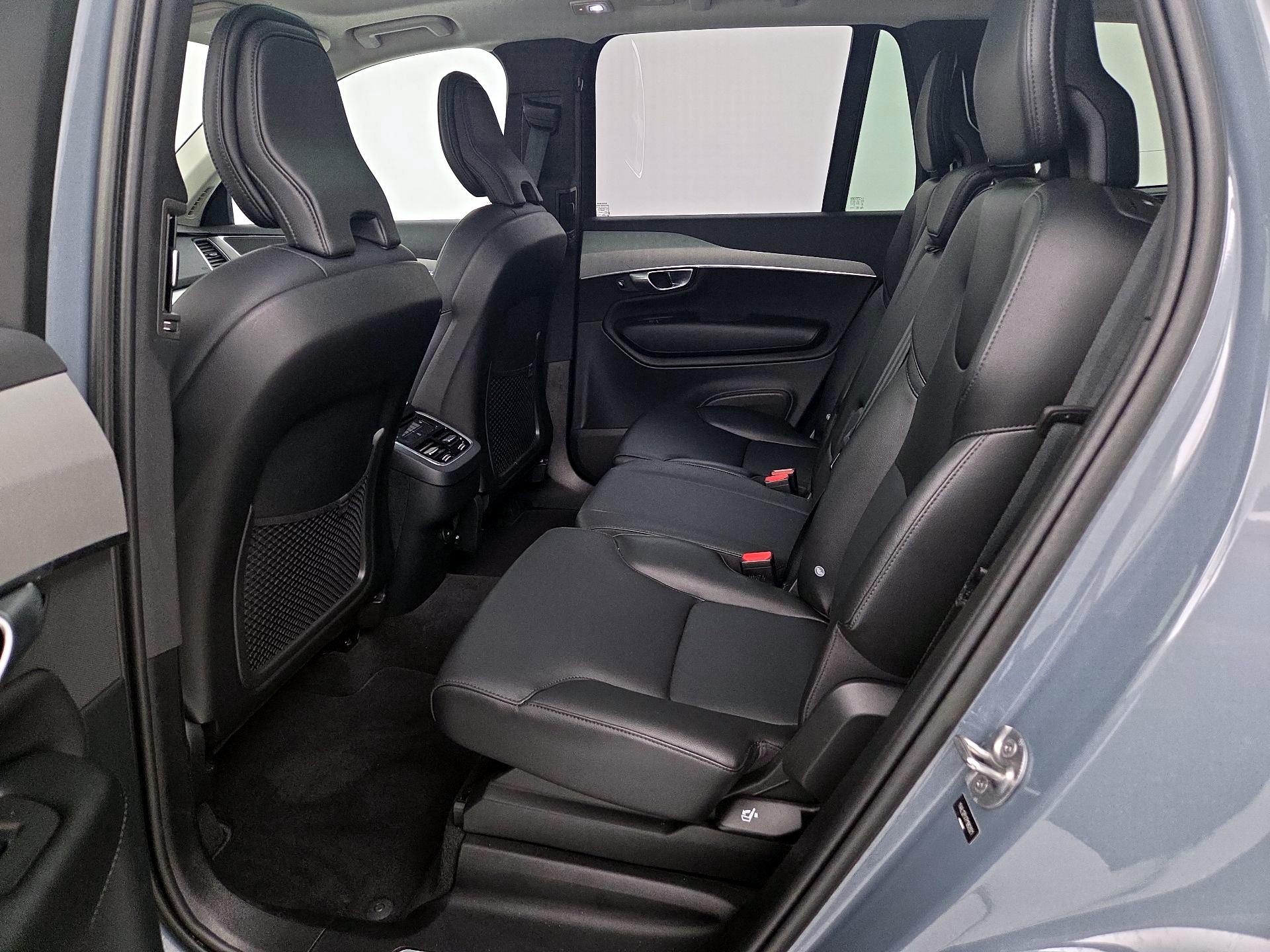 Thumbnail: 2023 Volvo XC90 - 20