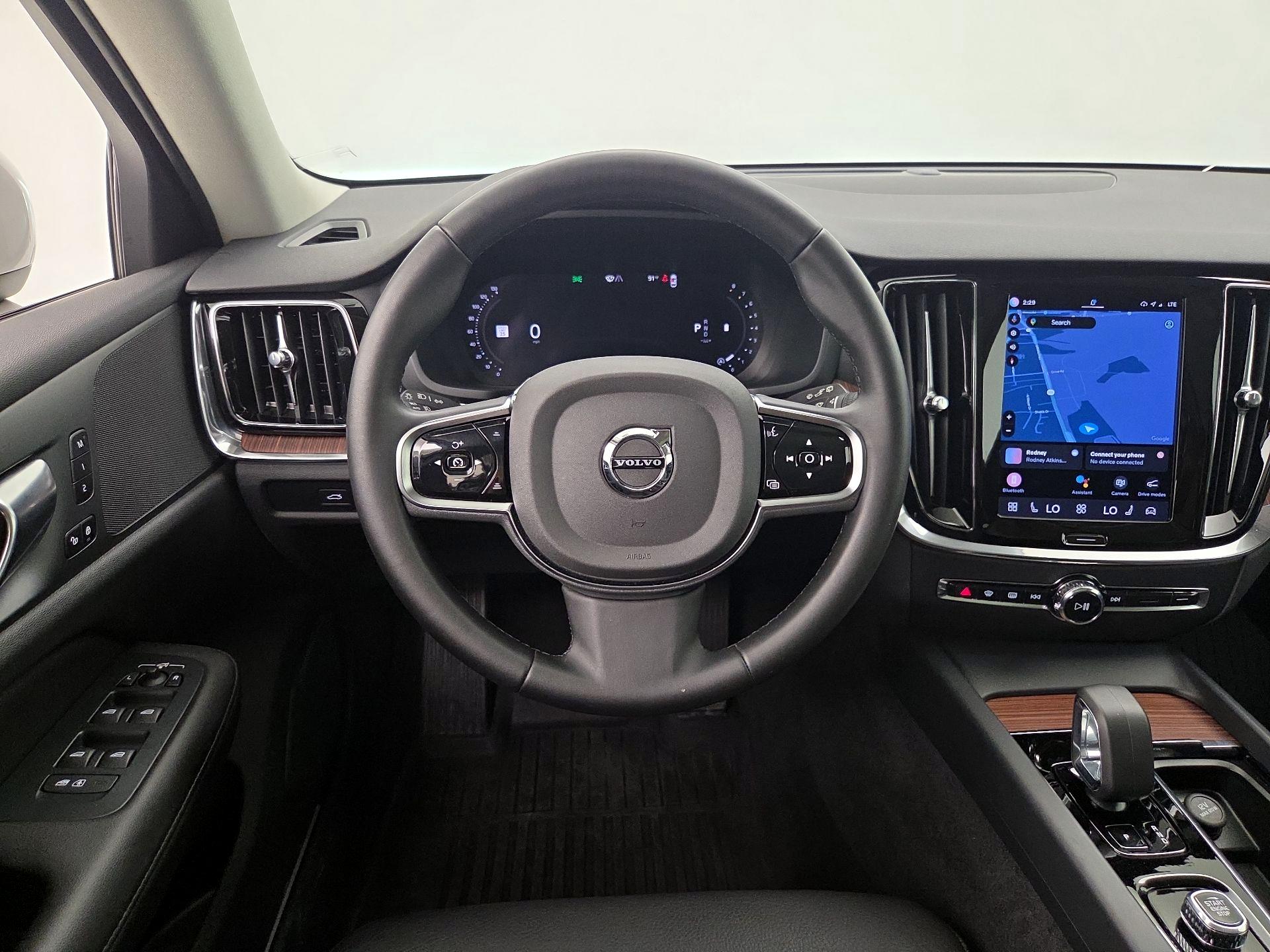Thumbnail: 2024 Volvo S60 - 10