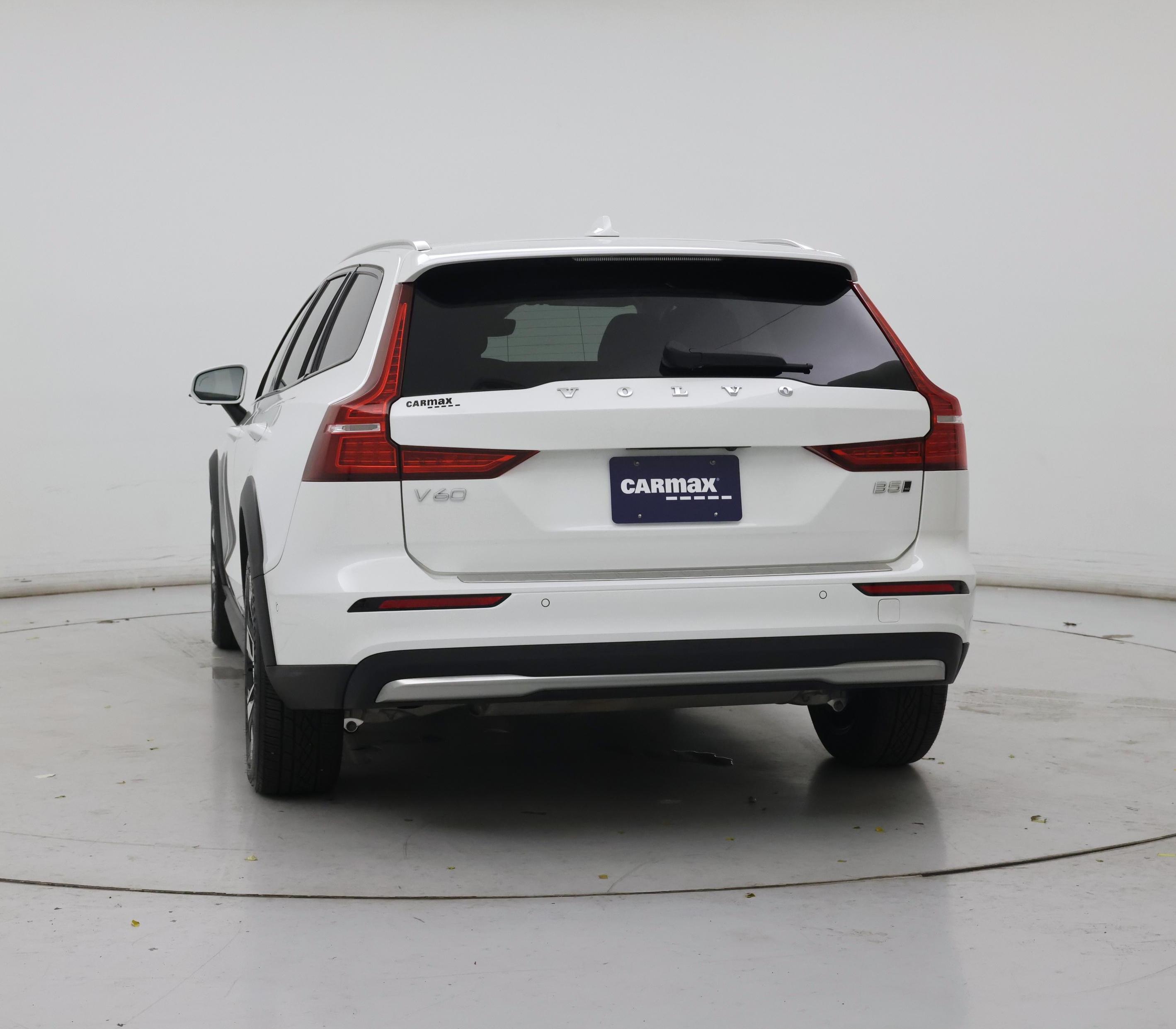 Thumbnail: 2024 Volvo S60 - 6