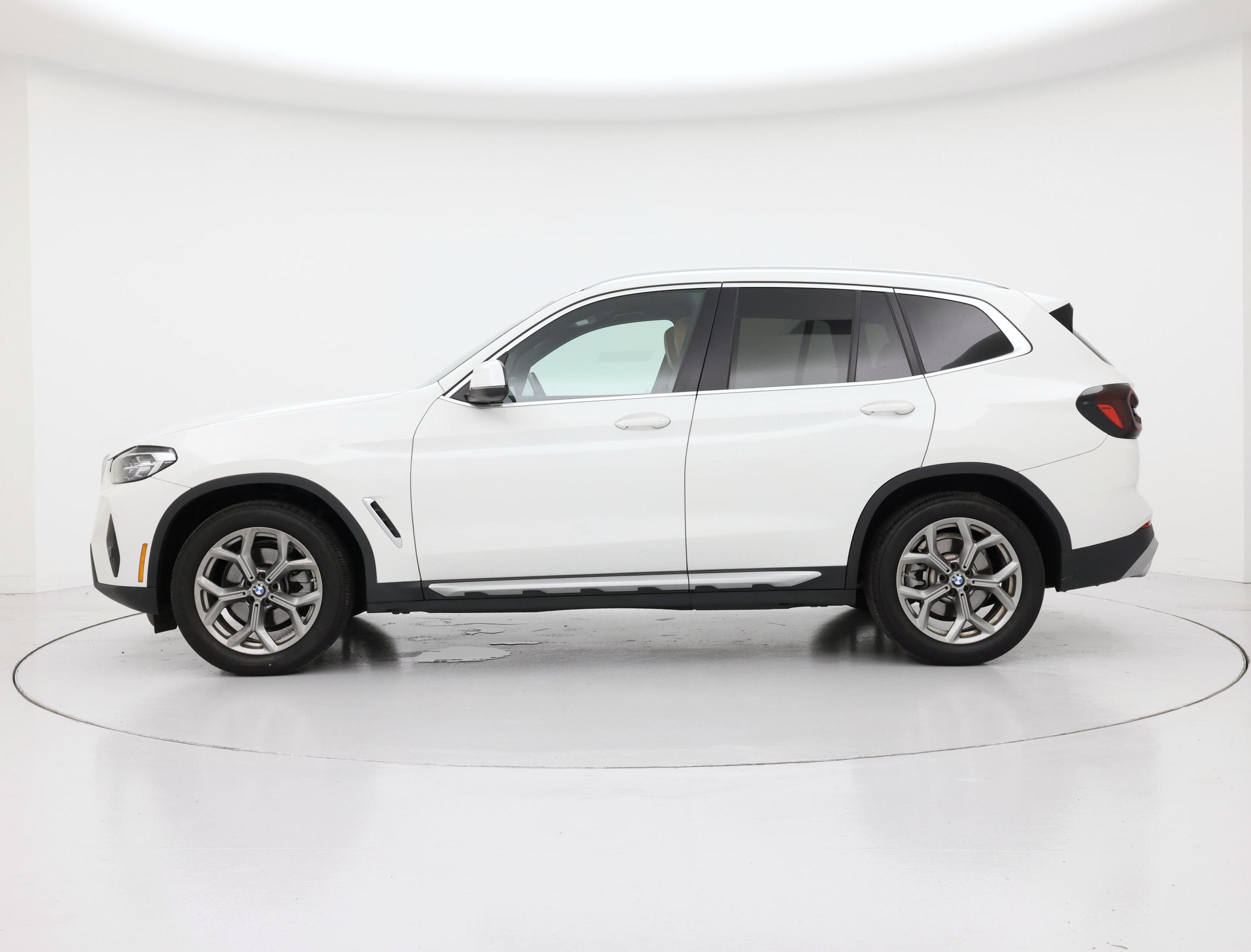Thumbnail: 2023 BMW X3 - 3
