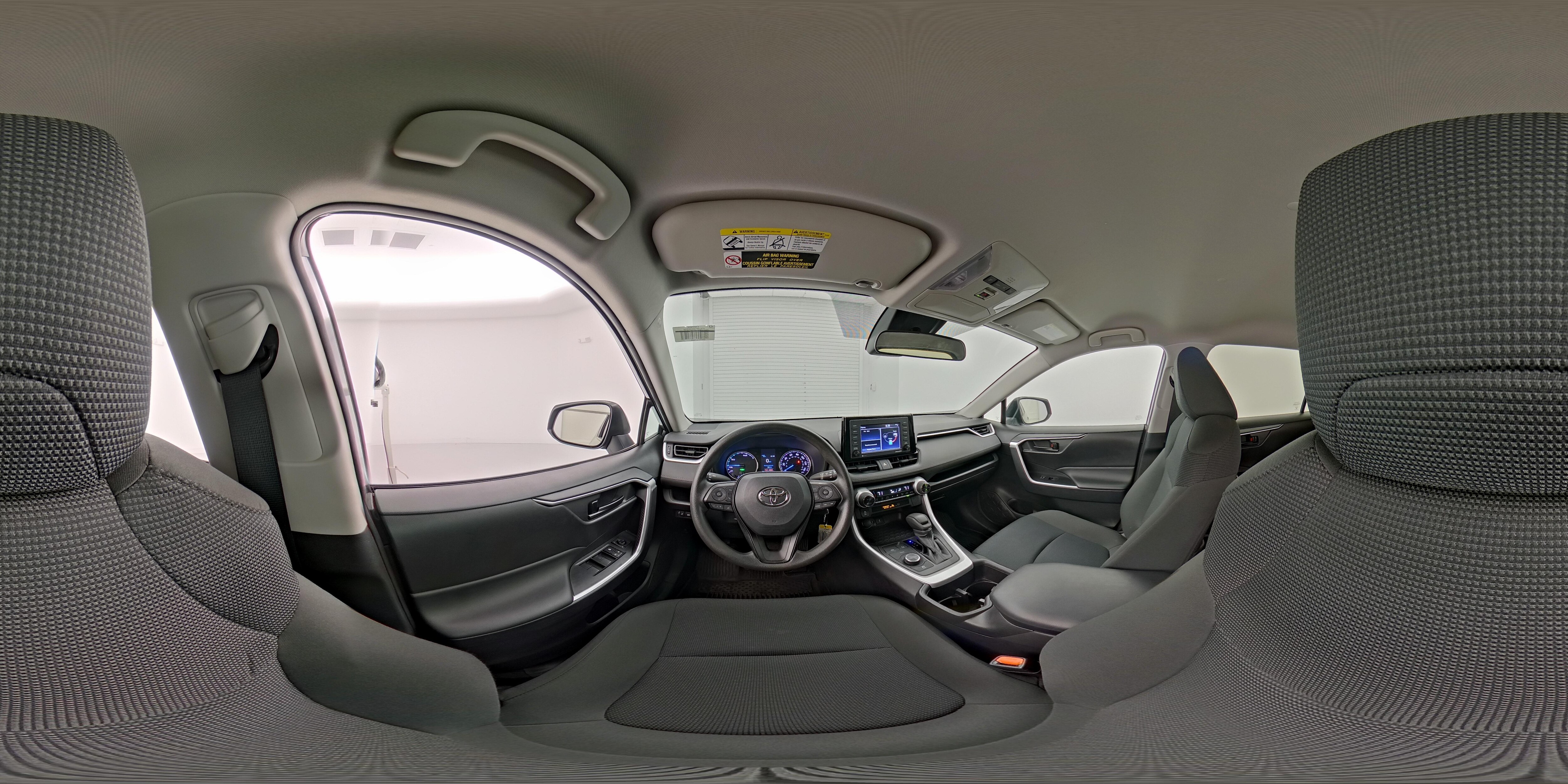 2022 Toyota RAV4 LE - Photo 27