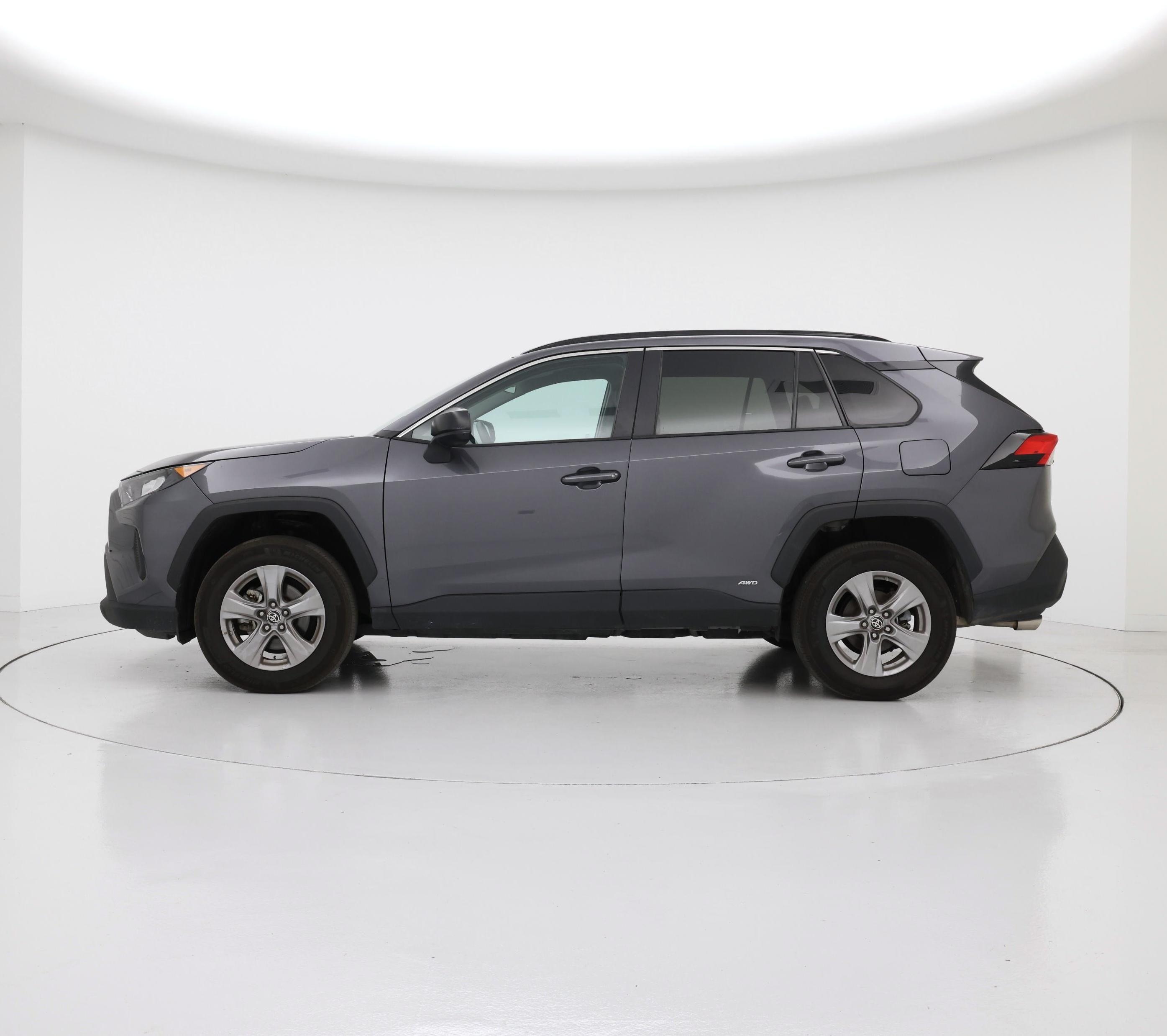 Thumbnail: 2022 Toyota RAV4 - 3