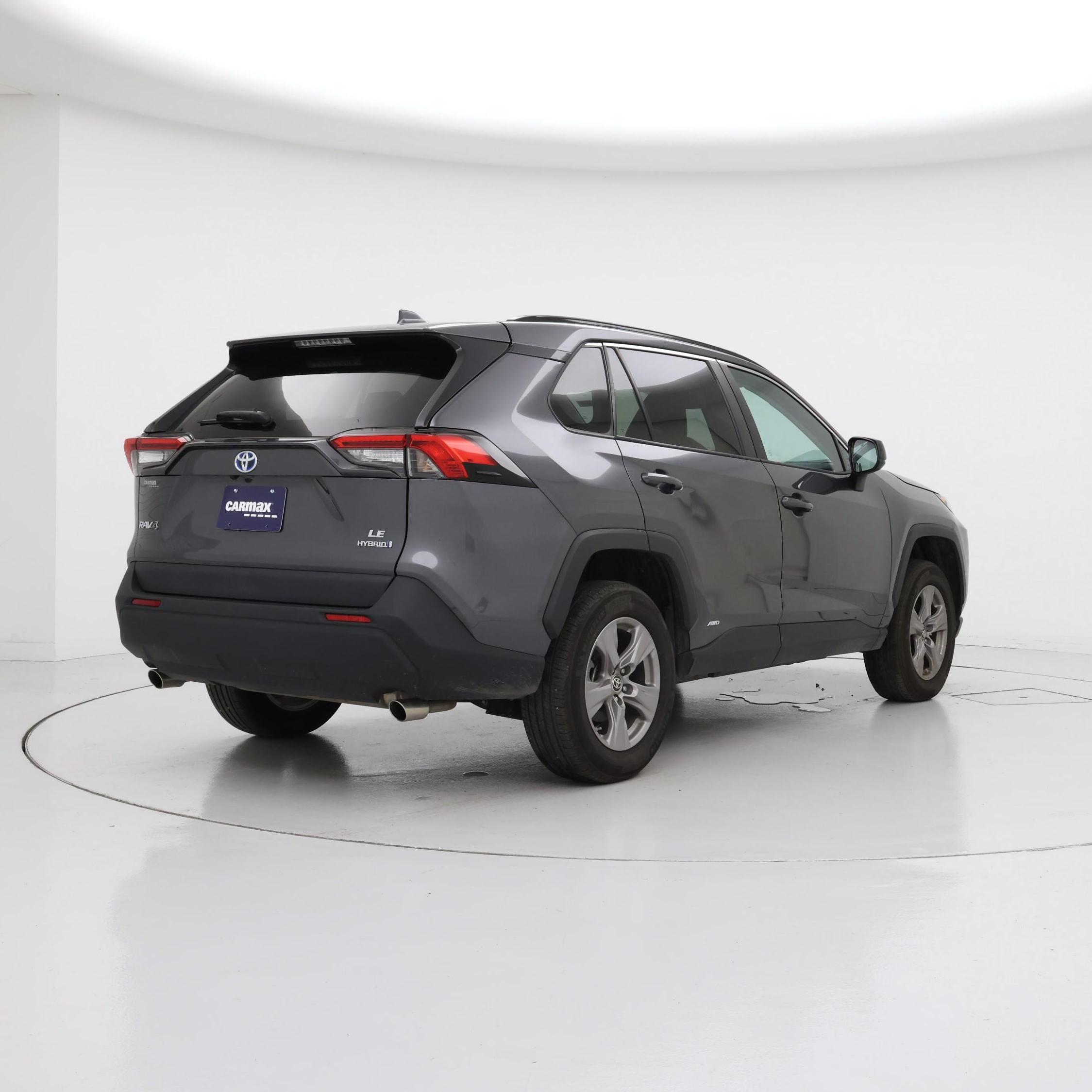 Thumbnail: 2022 Toyota RAV4 - 8