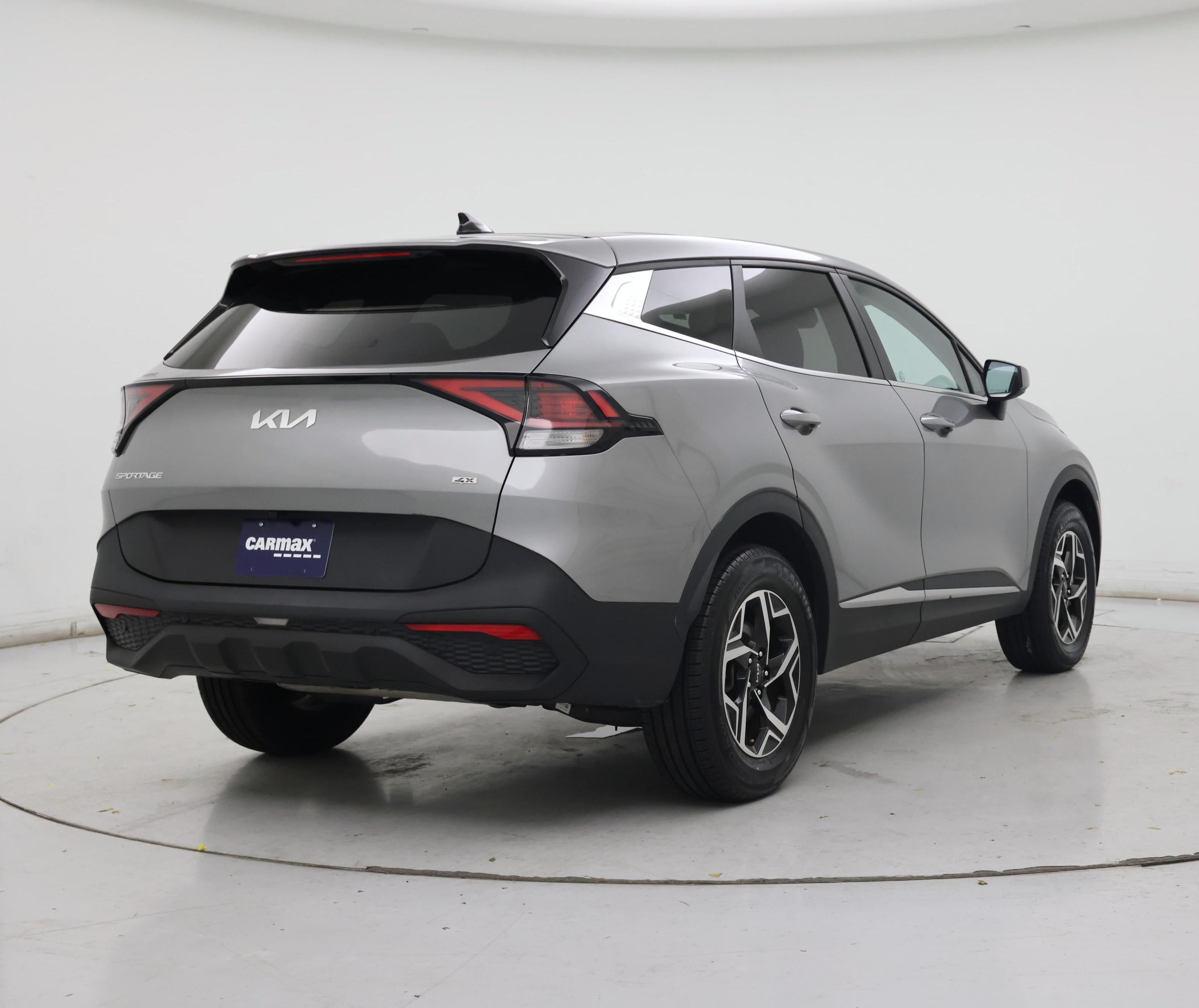 Thumbnail: 2023 Kia Sportage - 8