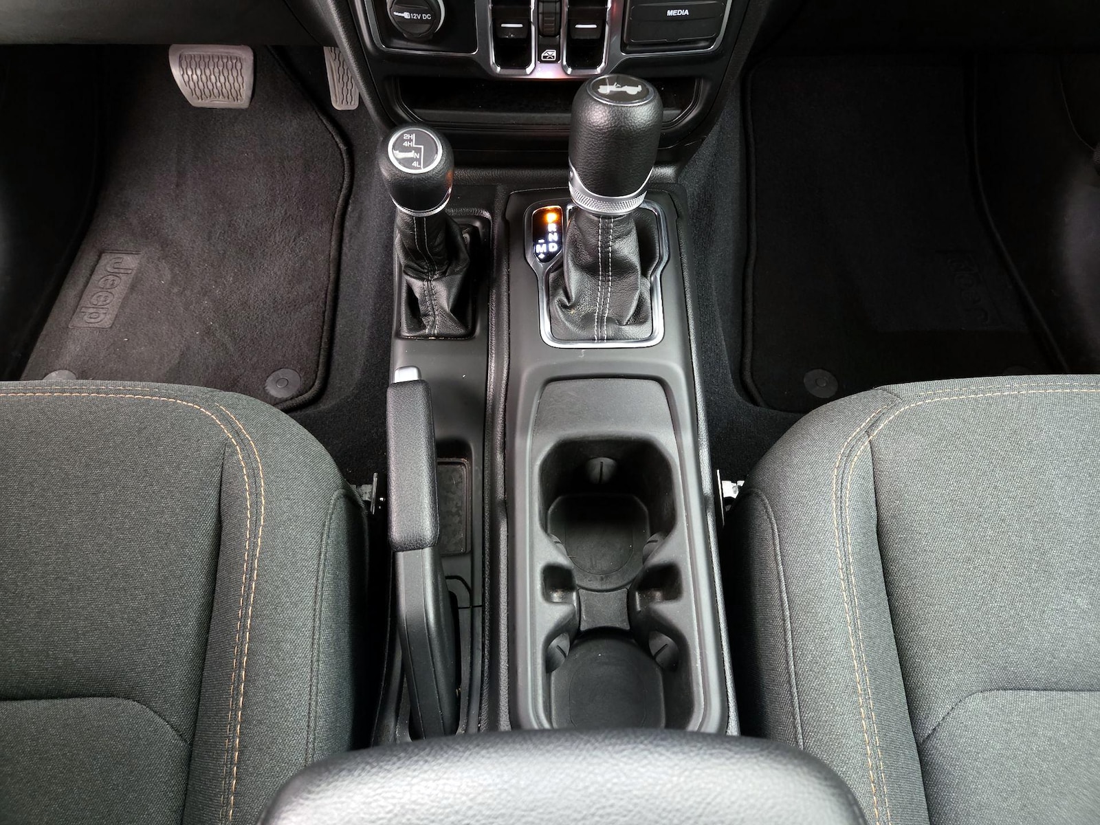2024 Jeep Wrangler 4-Door Sport S - Photo 18